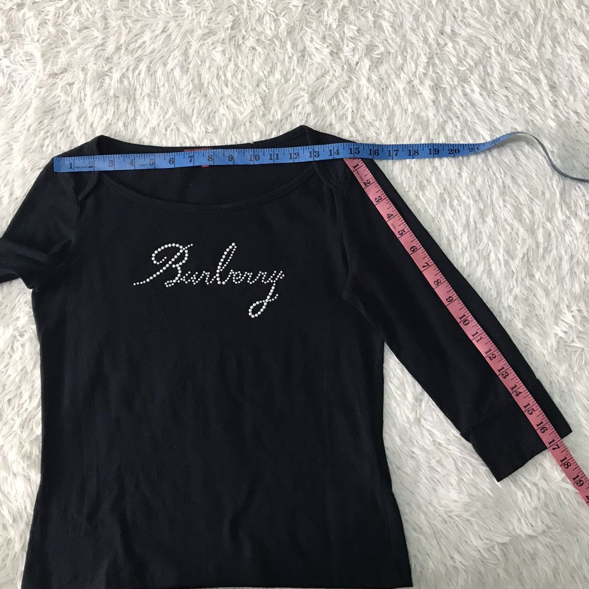 Burberry 💥Steals💥Rare Nice Burberry Tee Made in Spain Size S / US 4 / IT 40 - 17 Thumbnail