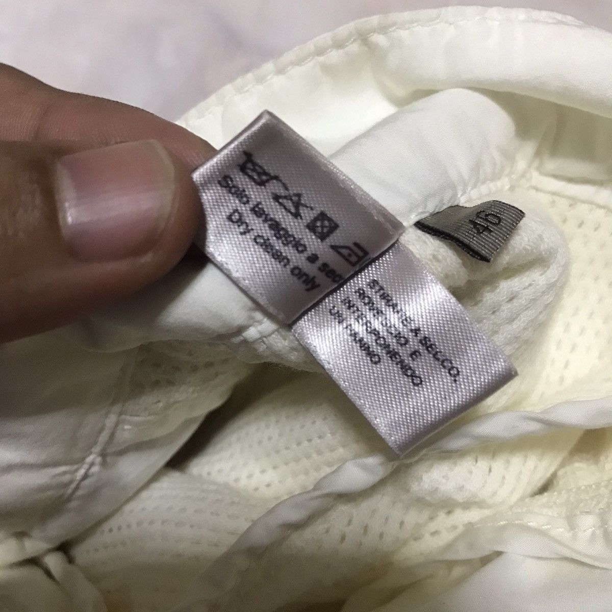 Bottega Veneta Bottega Veneta Nylon Short Pants Size US 32 / EU 48 - 5 Thumbnail