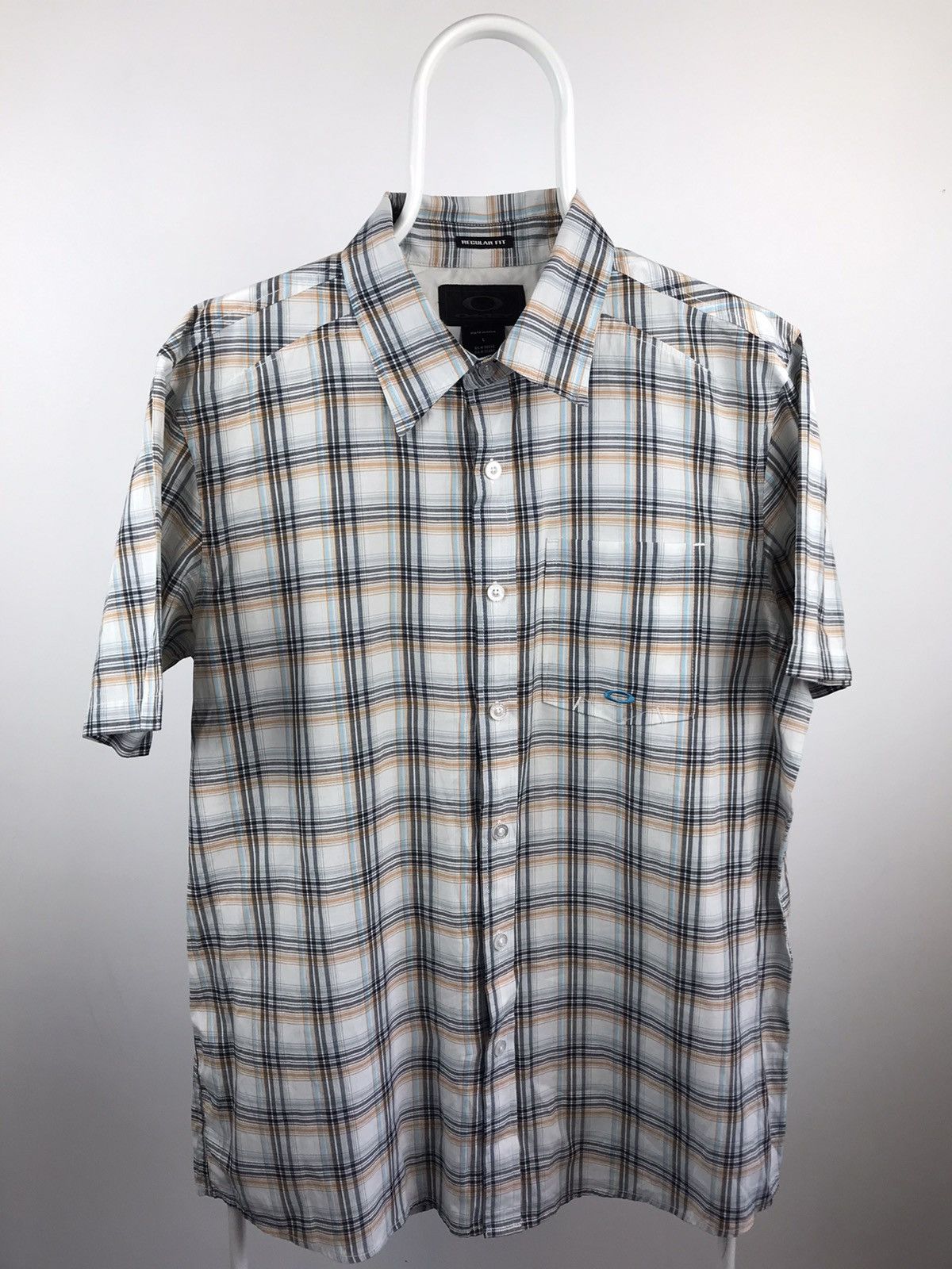 Oakley × Vintage Vintage Oakley Short Sleeve Shirt Size US L / EU 52-54 / 3 - 2 Thumbnail