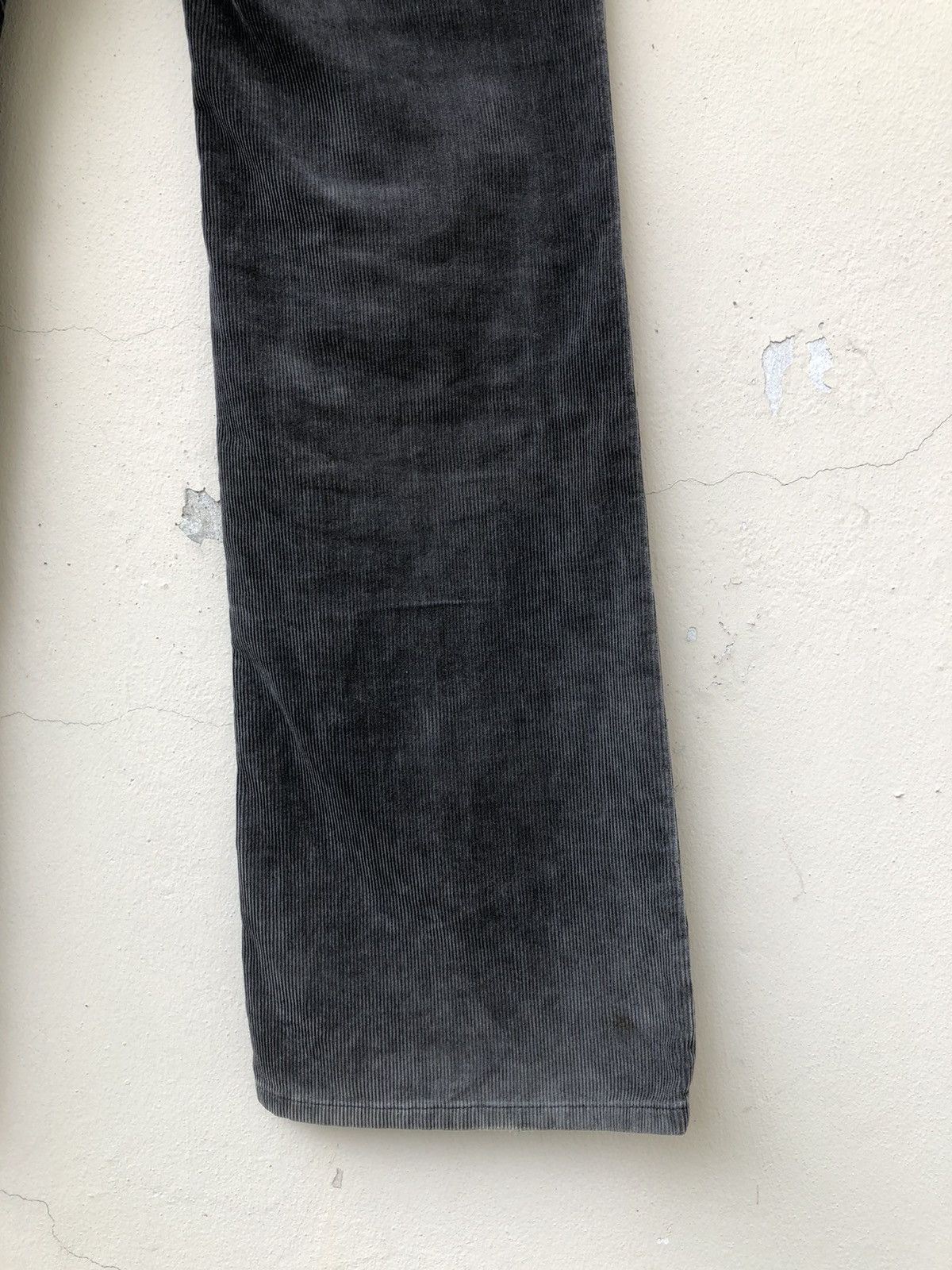 Paul Smith Vintage Paul Smith Jeans Faded Grey Corduroy Flare Pant Size US 31 - 16 Thumbnail