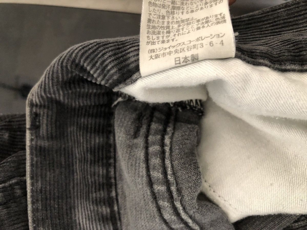 Paul Smith Vintage Paul Smith Jeans Faded Grey Corduroy Flare Pant Size US 31 - 20 Thumbnail