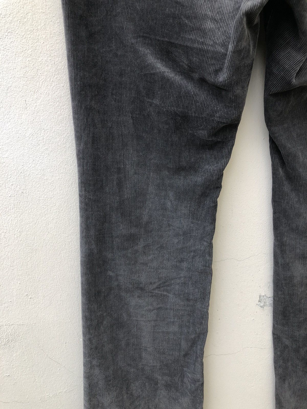Paul Smith Vintage Paul Smith Jeans Faded Grey Corduroy Flare Pant Size US 31 - 12 Thumbnail