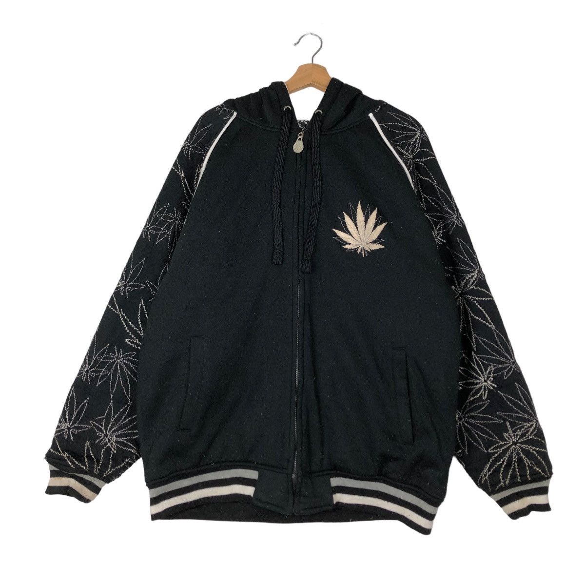 Japanese Brand VINTAGE HOODIE JACKET WEED LEAVES BIG LOGO STREETWEAR STYLE Size US L / EU 52-54 / 3 - 1 Thumbnail