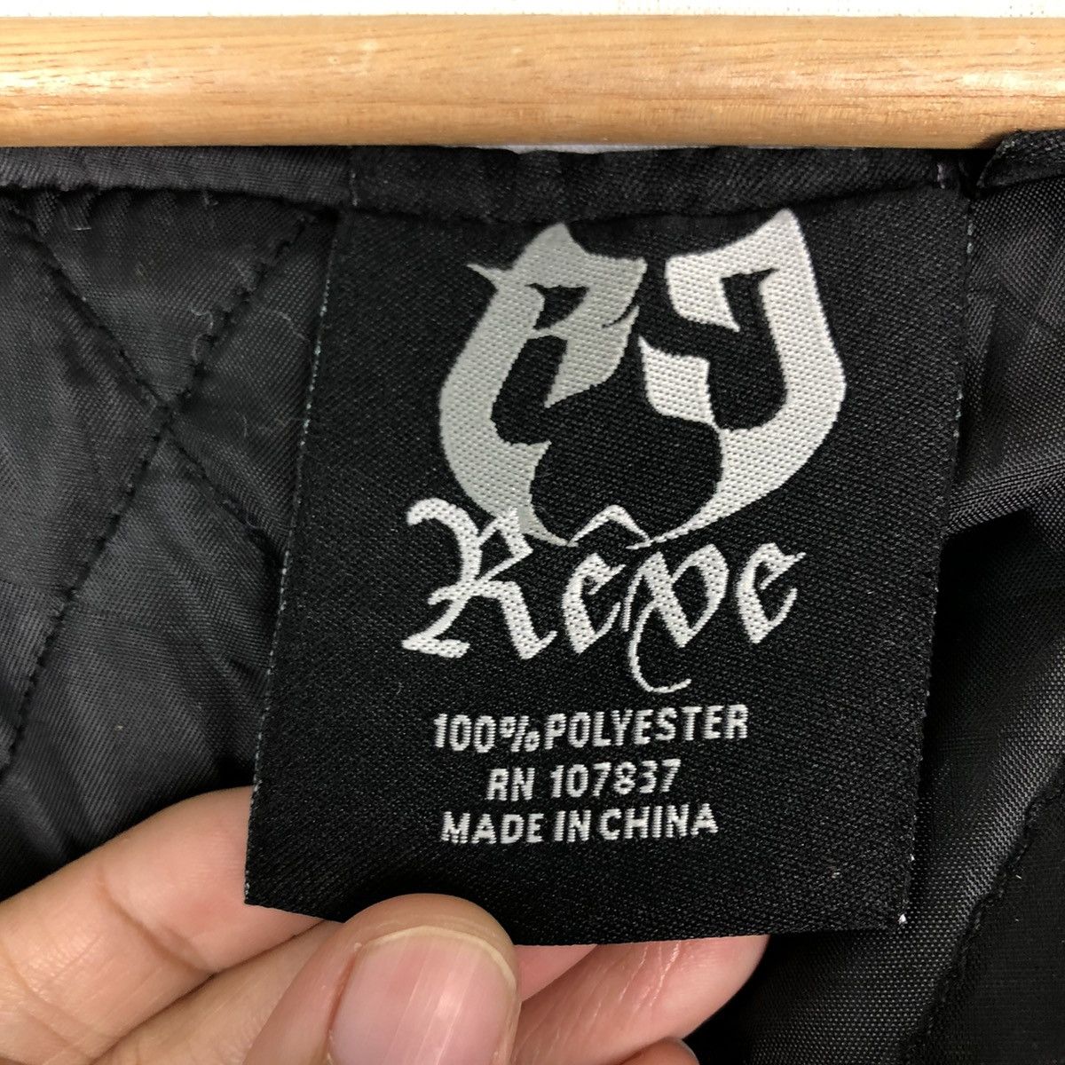 Japanese Brand VINTAGE HOODIE JACKET WEED LEAVES BIG LOGO STREETWEAR STYLE Size US L / EU 52-54 / 3 - 13 Thumbnail