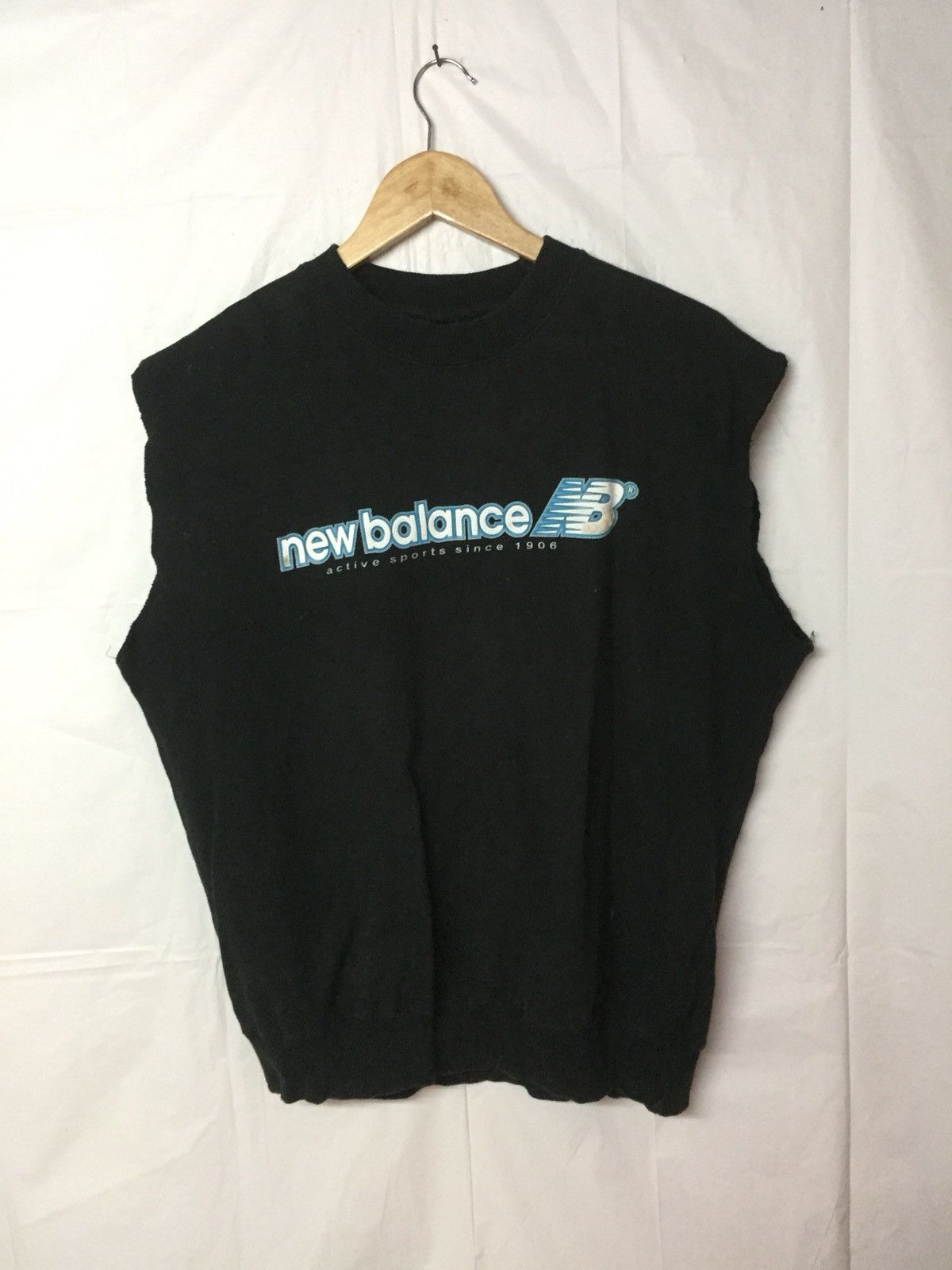 New Balance 🔥🔥URGENT SALE🔥 New Balance Spellout Crewneck /28 Size US M / EU 48-50 / 2 - 1 Thumbnail