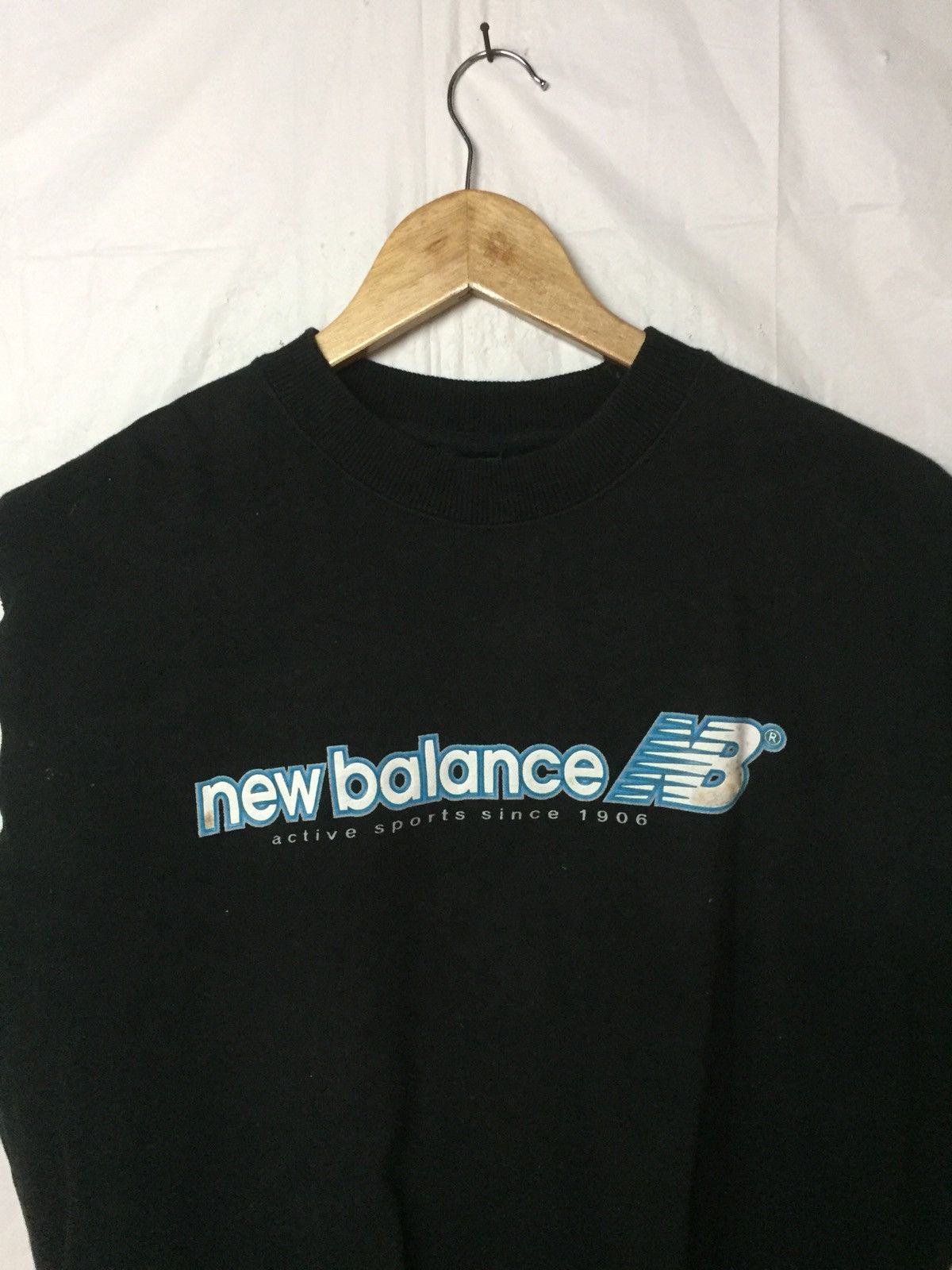 New Balance 🔥🔥URGENT SALE🔥 New Balance Spellout Crewneck /28 Size US M / EU 48-50 / 2 - 2 Thumbnail