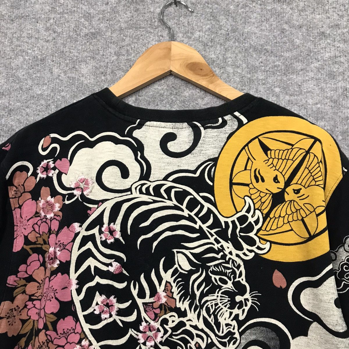 Japanese Brand INFINITY JAPANESE TIGER ART JAPANESE TSHIRT Size US XL / EU 56 / 4 - 5 Thumbnail