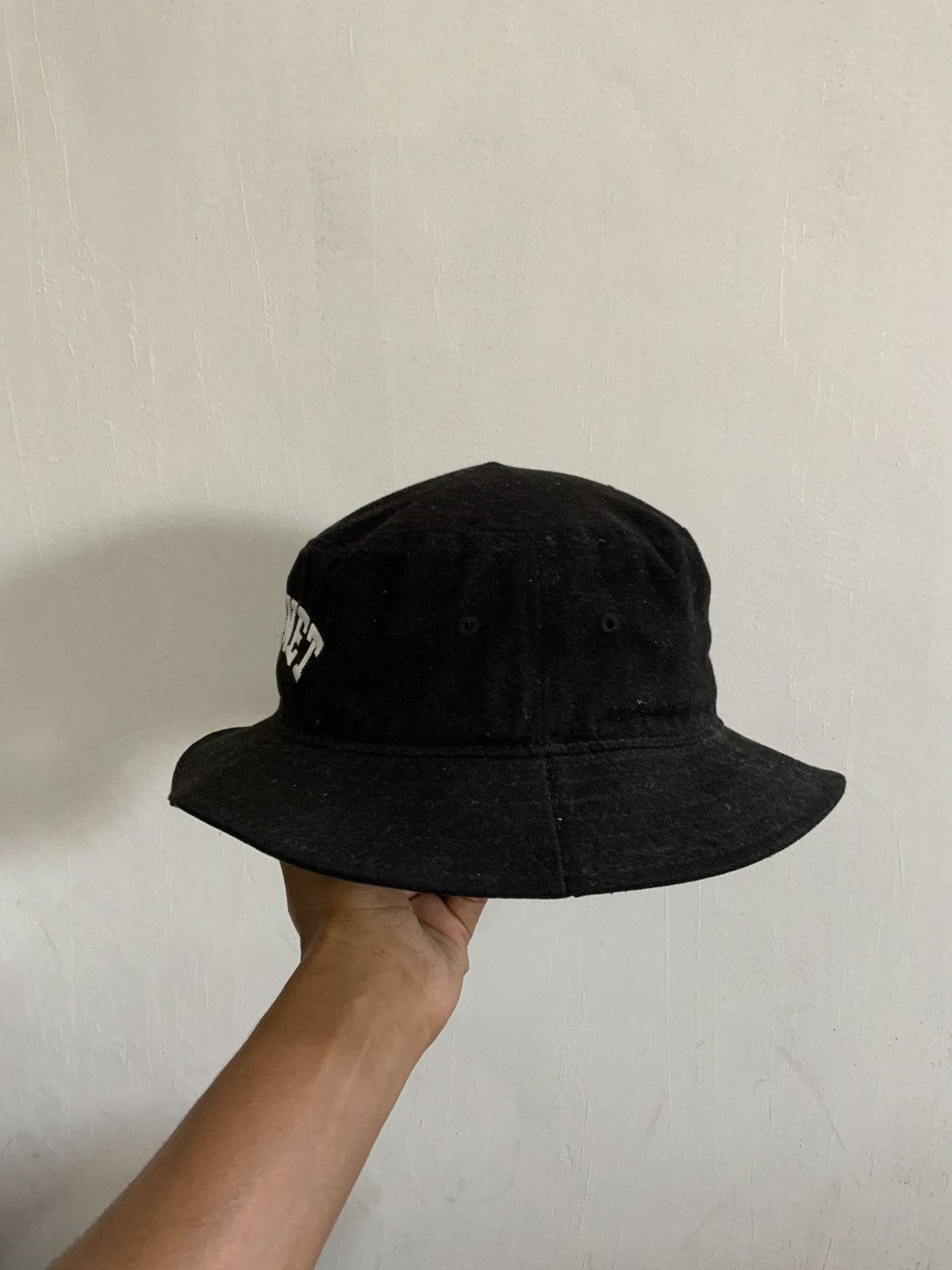 Japanese Brand Planet Big Logo Spellout Bucket Hat Size ONE SIZE - 3 Thumbnail