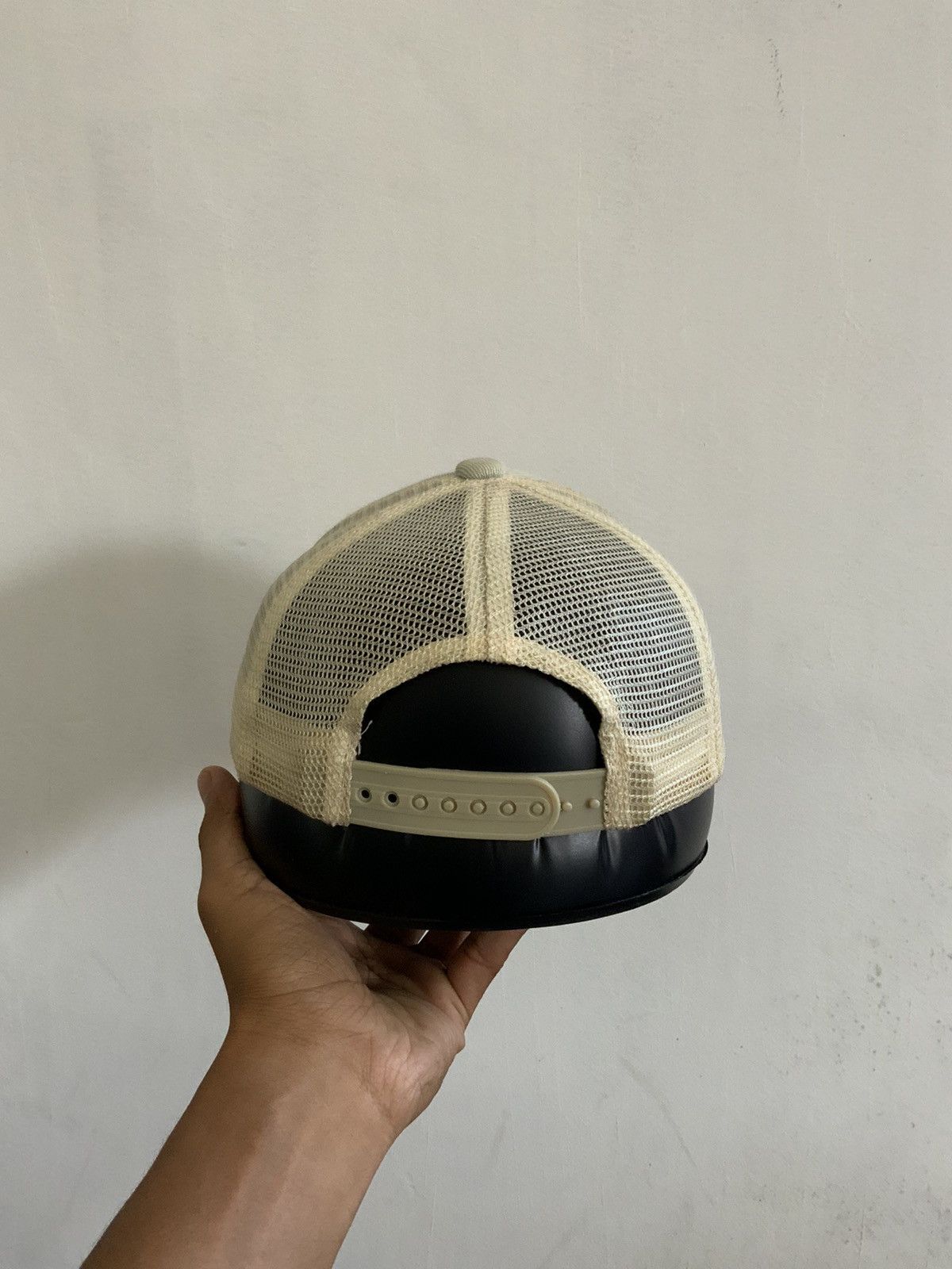Japanese Brand Polish Embroidered Archive Trucker Hat Size ONE SIZE - 3 Thumbnail
