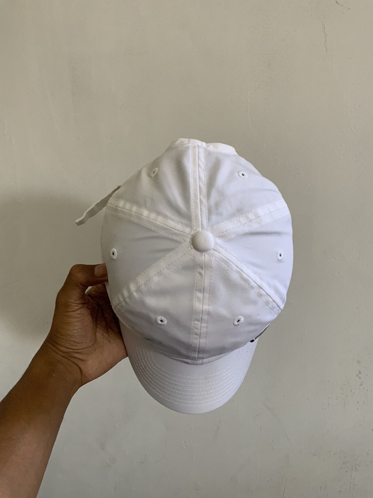 Nike Nike Swoosh Small Logo Hat Size ONE SIZE - 6 Thumbnail