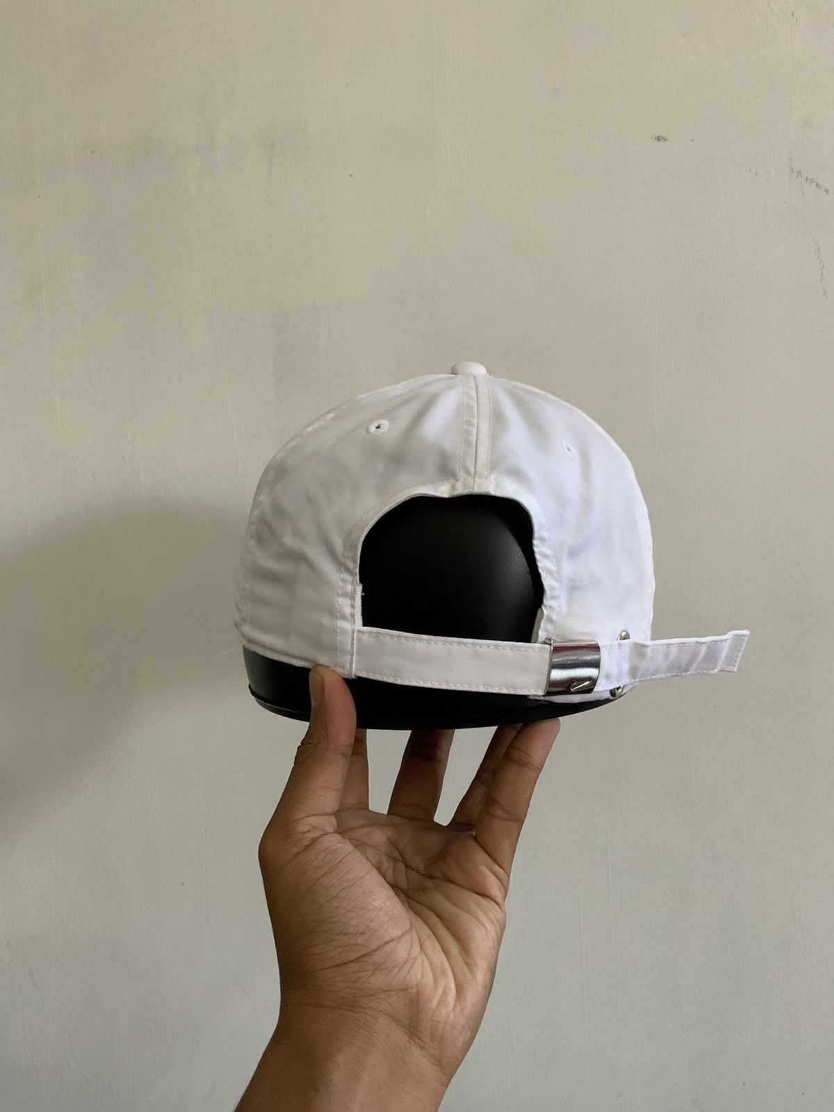 Nike Nike Swoosh Small Logo Hat Size ONE SIZE - 3 Thumbnail