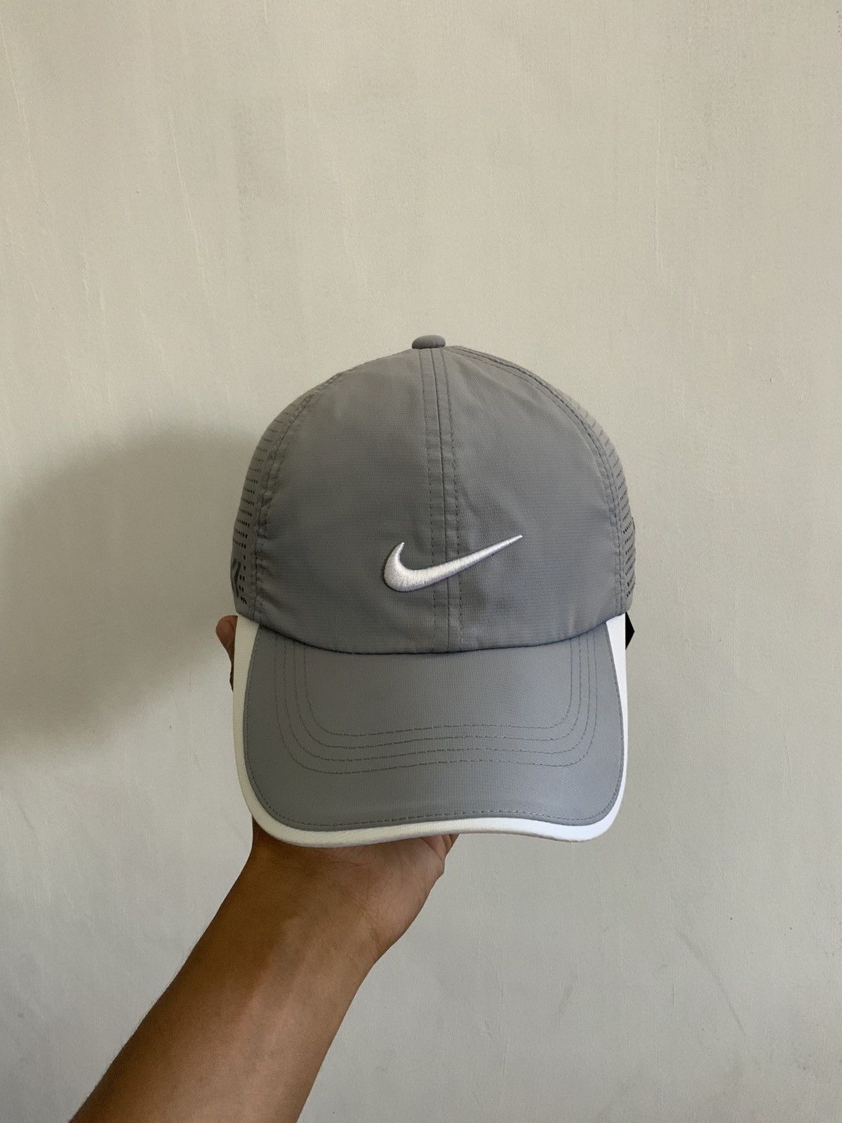 Nike Nike Golf Big Logo Swoosh Hat Size ONE SIZE - 5 Thumbnail