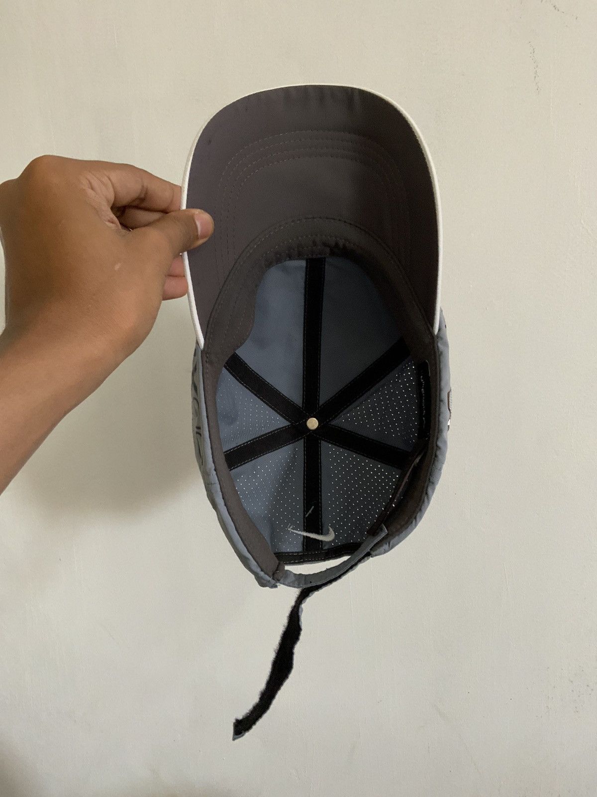 Nike Nike Golf Big Logo Swoosh Hat Size ONE SIZE - 7 Thumbnail
