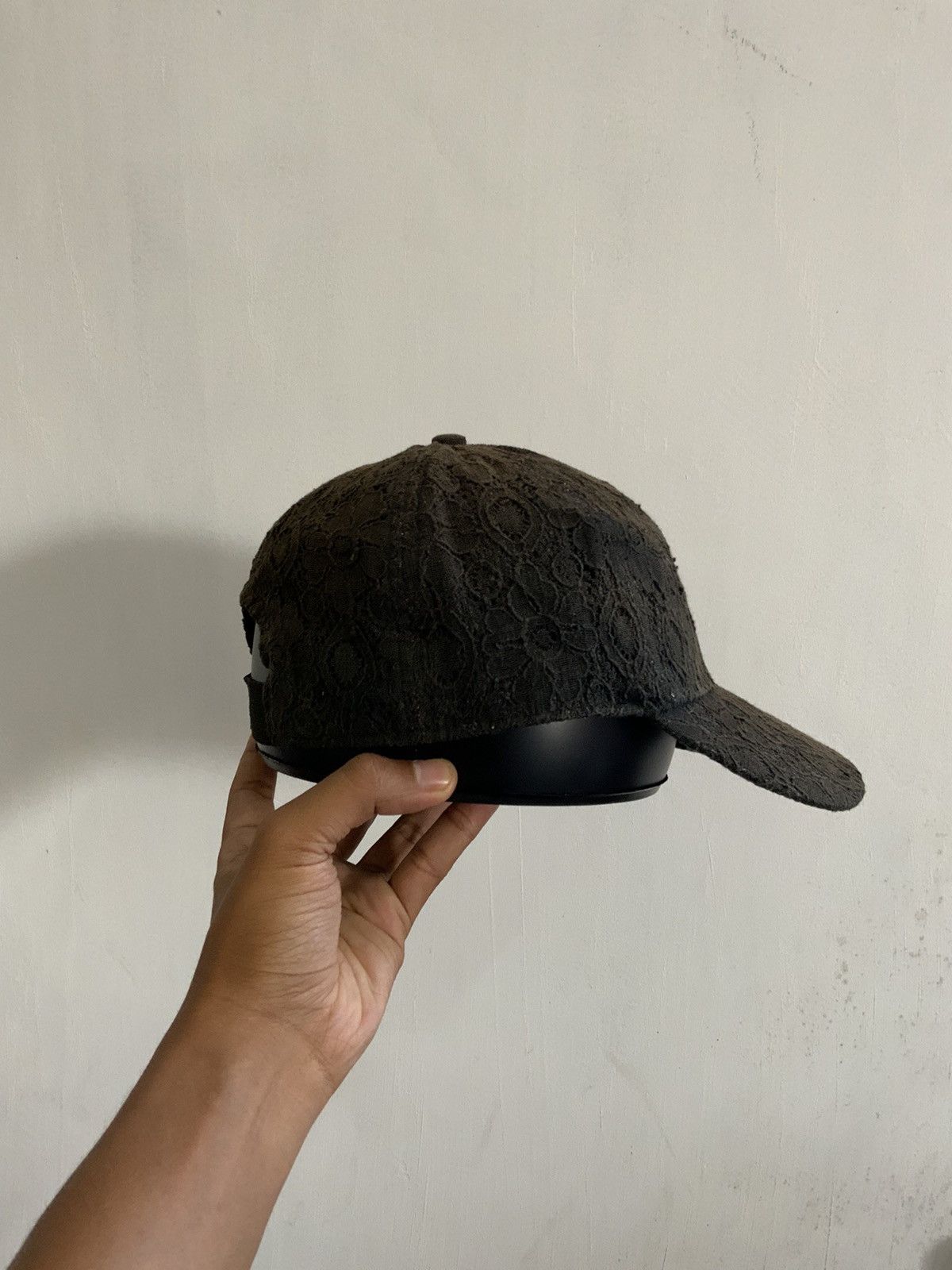 Other Avant Garde Rusty fade Flower Art Rare Hat Size ONE SIZE - 4 Thumbnail