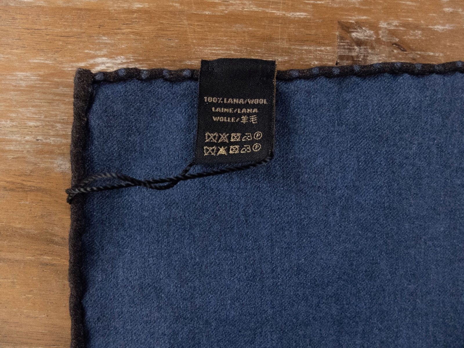 Corneliani CORNELIANI brown blue polka dots 2 sided wool pocket square Size ONE SIZE - 5 Thumbnail