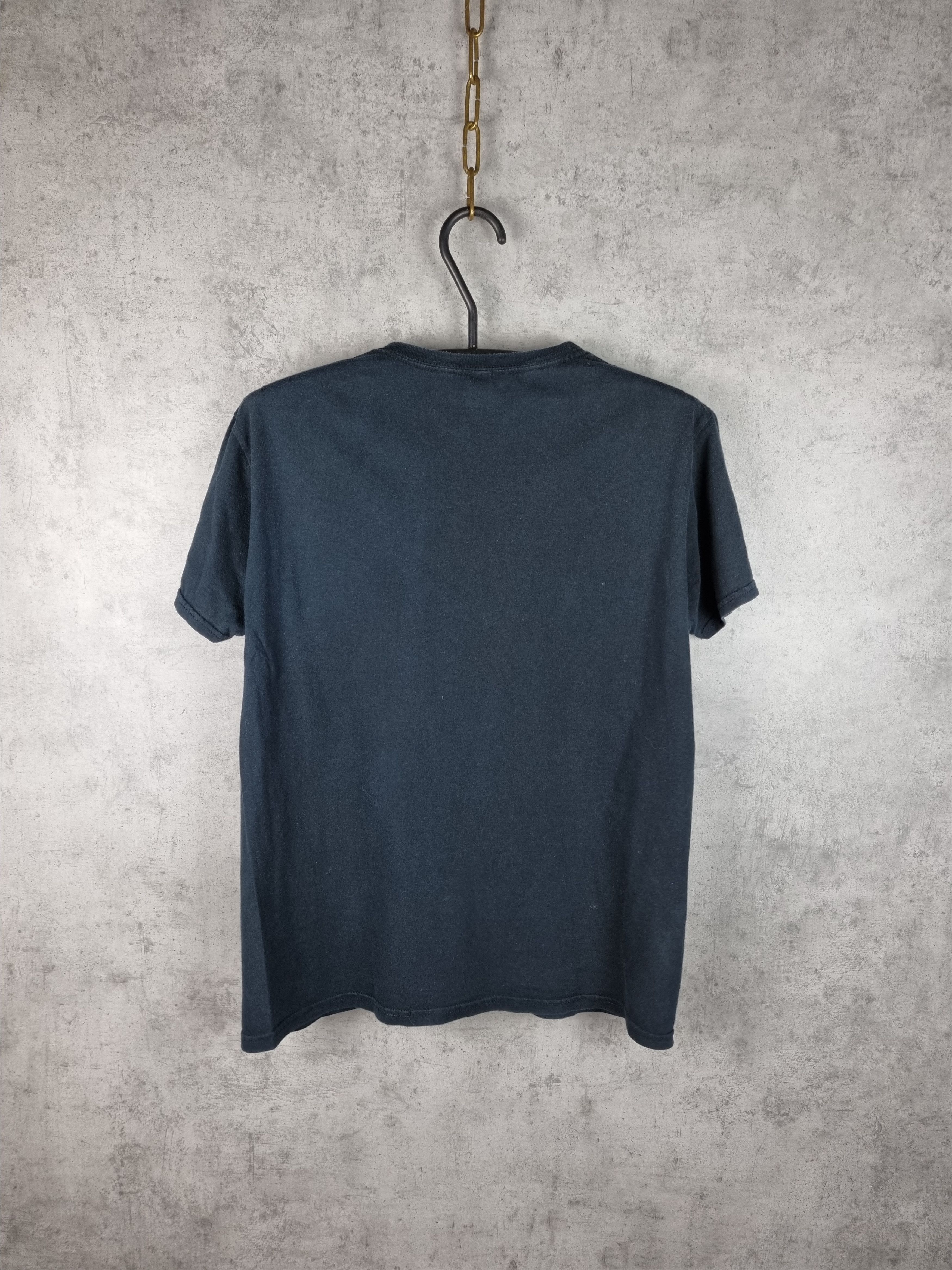 Band Tees 2011 RED HOT CHILLI PEPPERS Logo Tee shirt Size US M / EU 48-50 / 2 - 4 Thumbnail