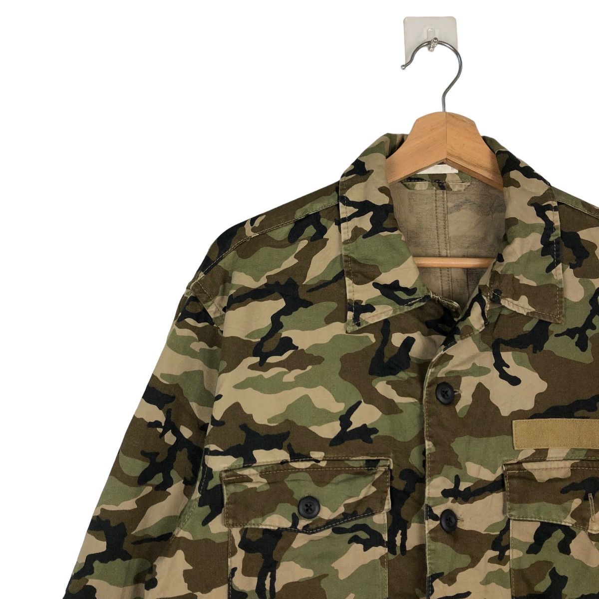 Japanese Brand VINTAGE CHORE CAMO TRUCKER JACKET GU JAPAN ISSEY MIYAKE Size US M / EU 48-50 / 2 - 6 Thumbnail