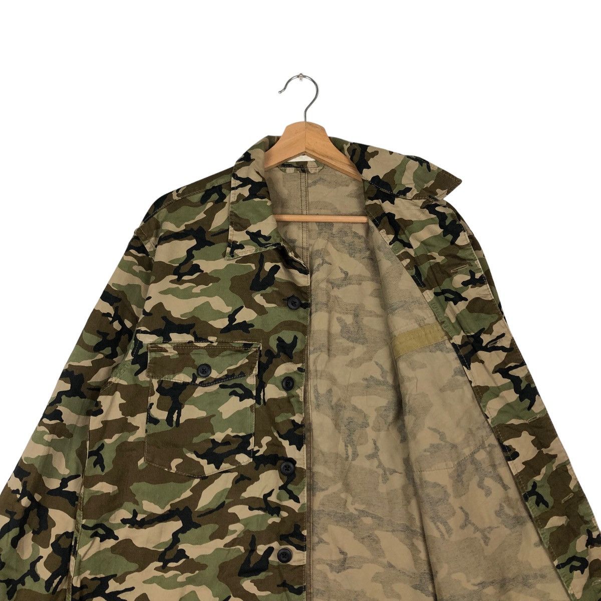 Japanese Brand VINTAGE CHORE CAMO TRUCKER JACKET GU JAPAN ISSEY MIYAKE Size US M / EU 48-50 / 2 - 9 Thumbnail