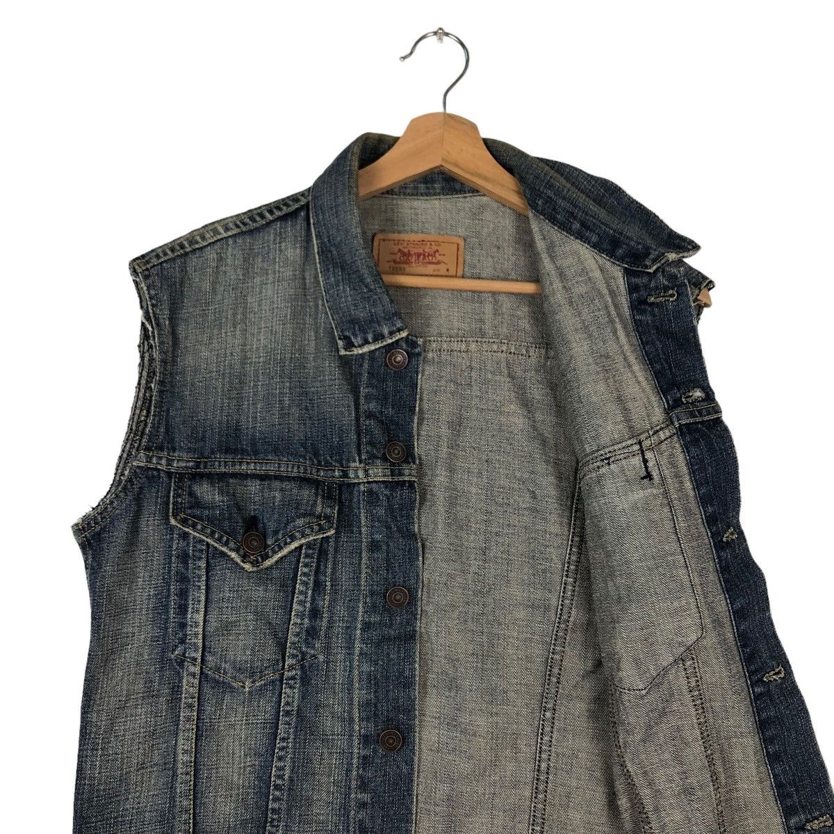 Levi's VINTAGE LEVI’S TRUCKER TANK TOP VEST Size US M / EU 48-50 / 2 - 10 Thumbnail