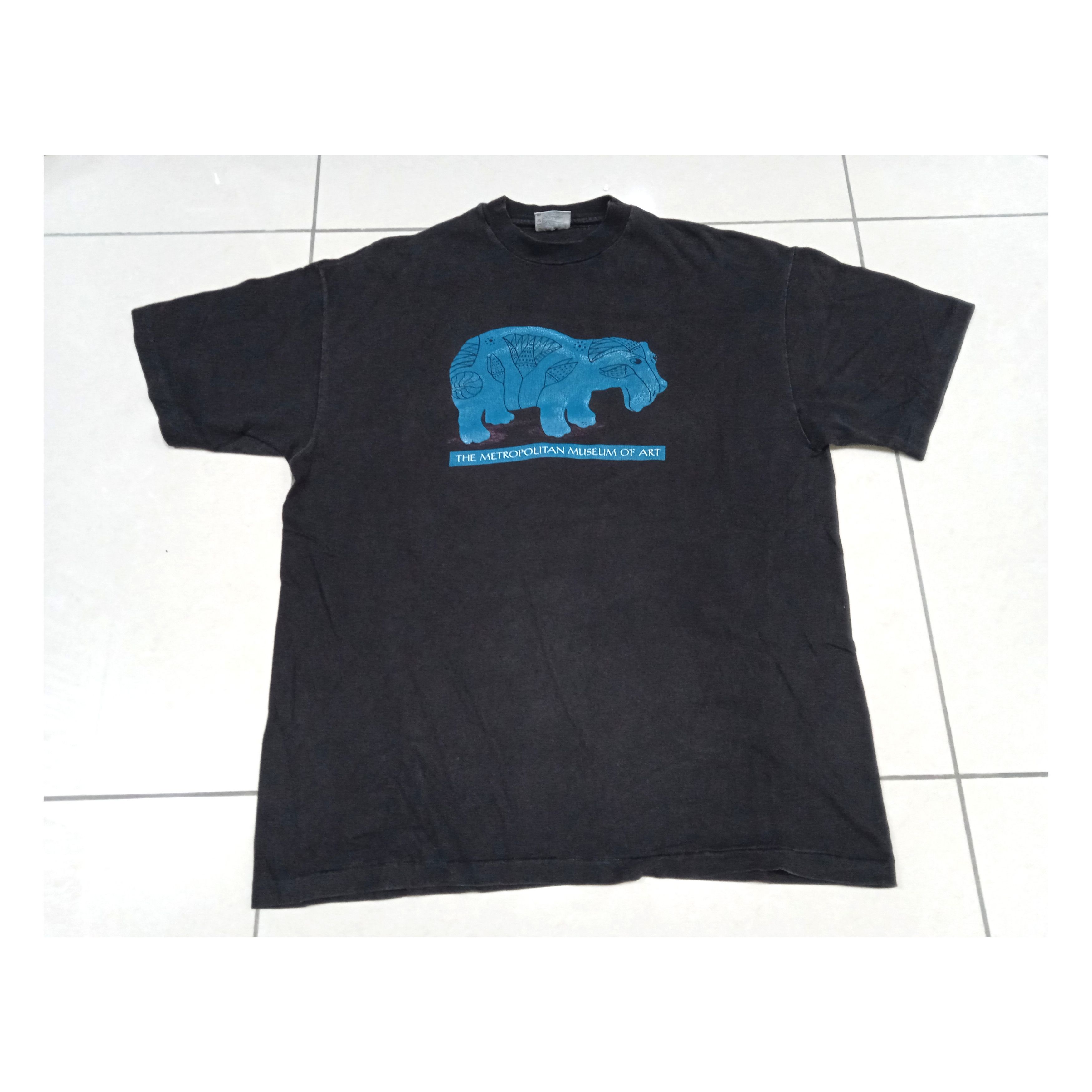 Vintage Vintage 90s The Met Museum 90s T-Shirt Size US L / EU 52-54 / 3 - 1 Thumbnail