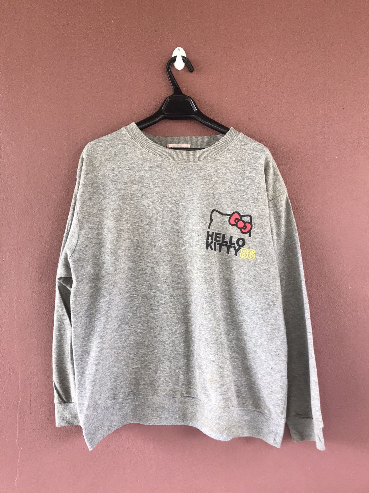 Cartoon Network Hello kitty sweatshirt size L Size US L / EU 52-54 / 3 - 1 Thumbnail