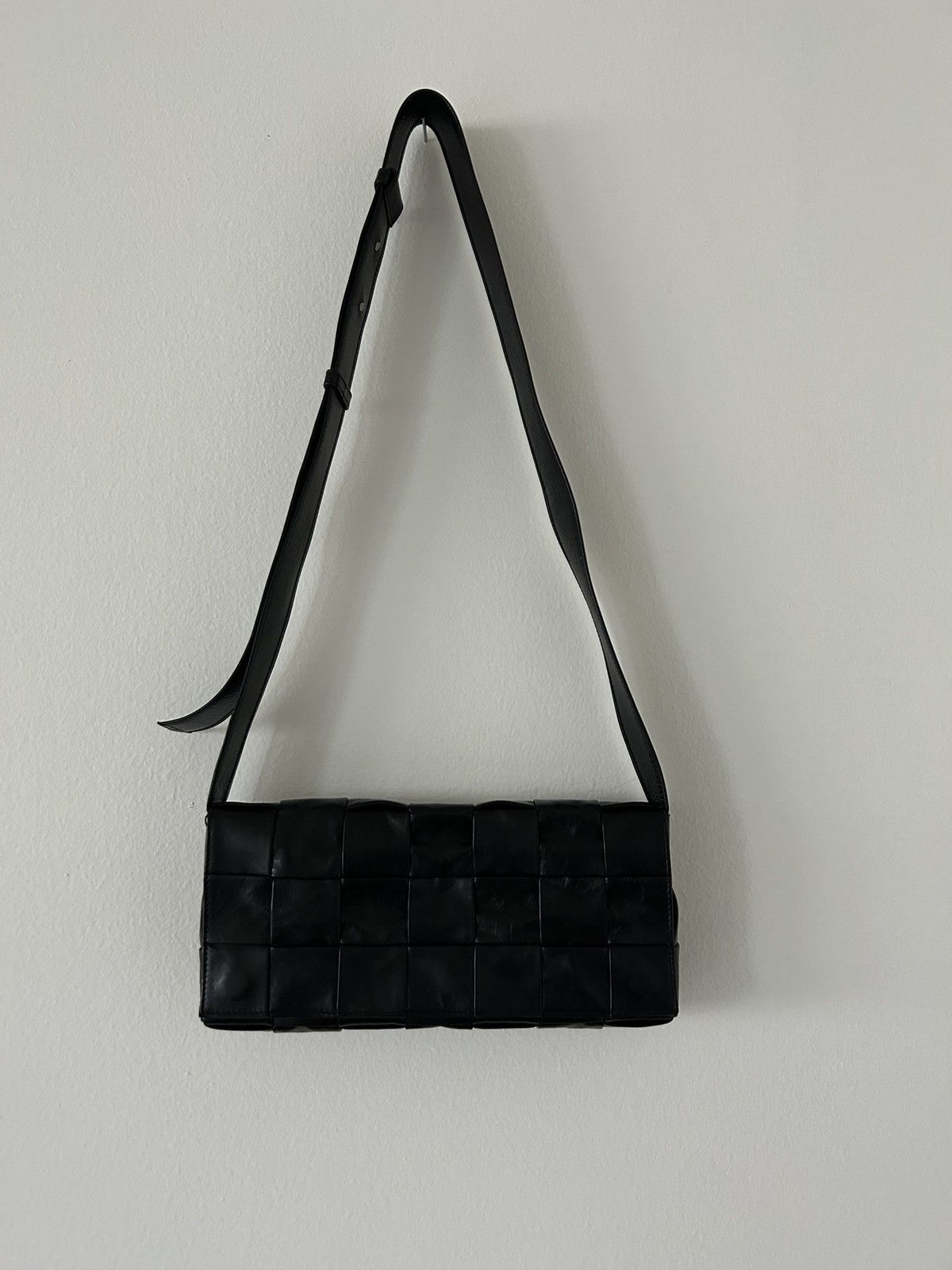 Bottega Veneta Stretch Cassette Maxi Intrecciato Daniel Lee Crossbody Size ONE SIZE - 2 Thumbnail