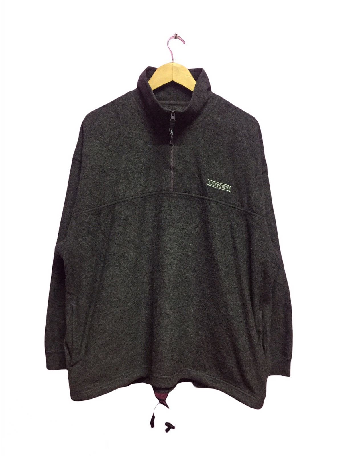 Lucky Brand Vintage 90s Lucky Strike Fleece Sweatshirts Size LL Size US L / EU 52-54 / 3 - 1 Thumbnail