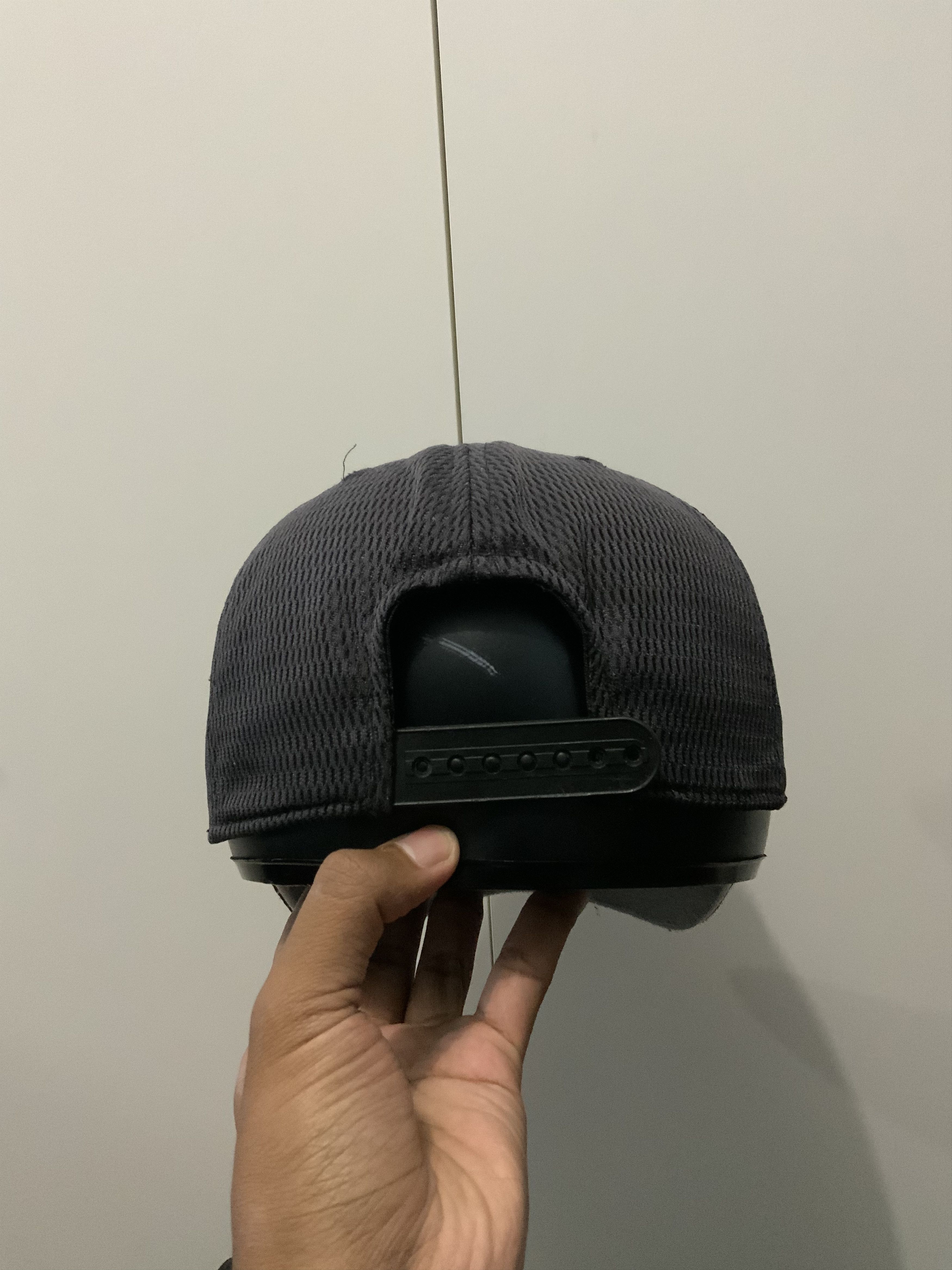 Descente Descente Embroidery Mesh Snapback Hat Size ONE SIZE - 5 Thumbnail