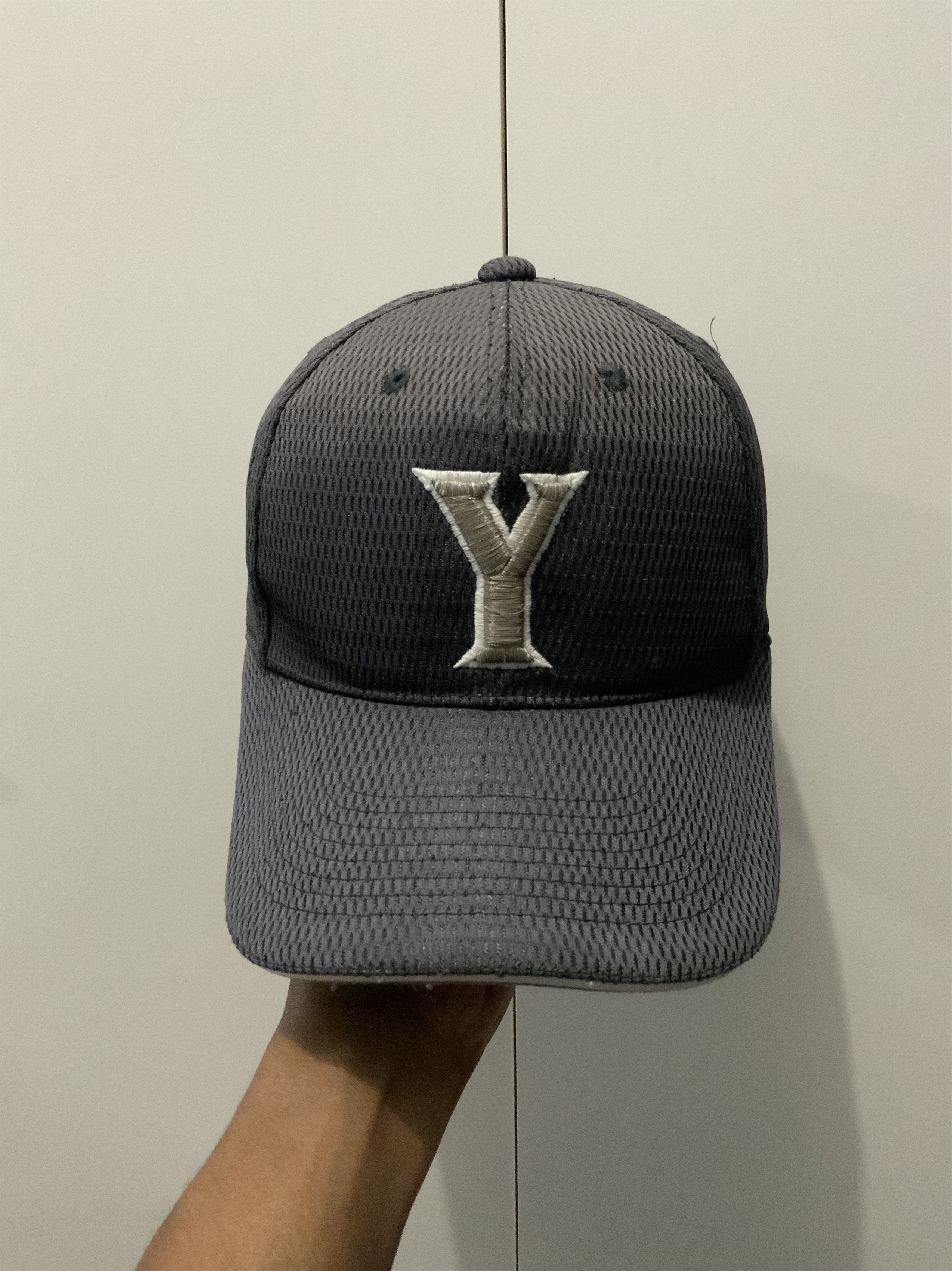 Descente Descente Embroidery Mesh Snapback Hat Size ONE SIZE - 1 Thumbnail