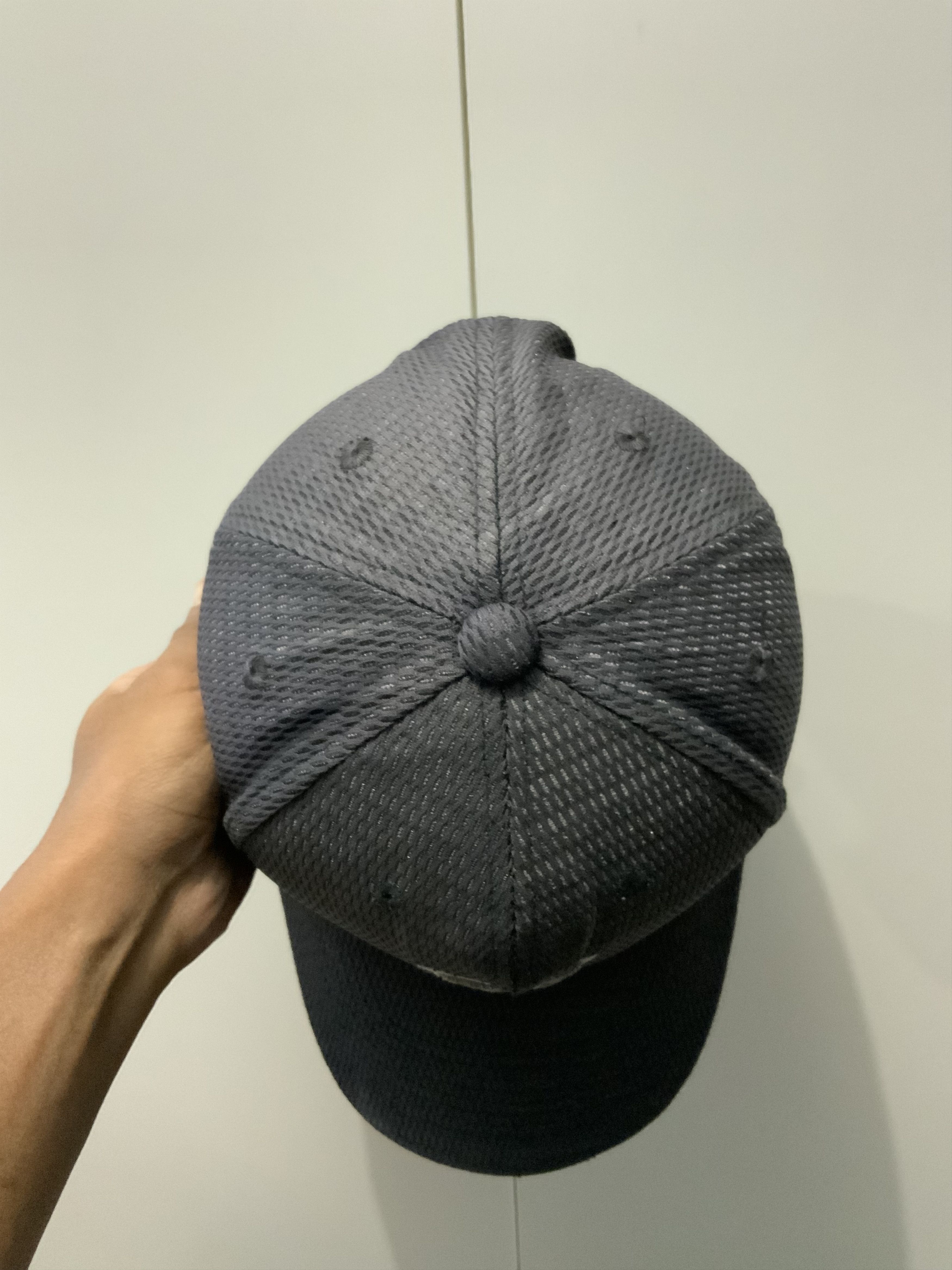 Descente Descente Embroidery Mesh Snapback Hat Size ONE SIZE - 7 Thumbnail