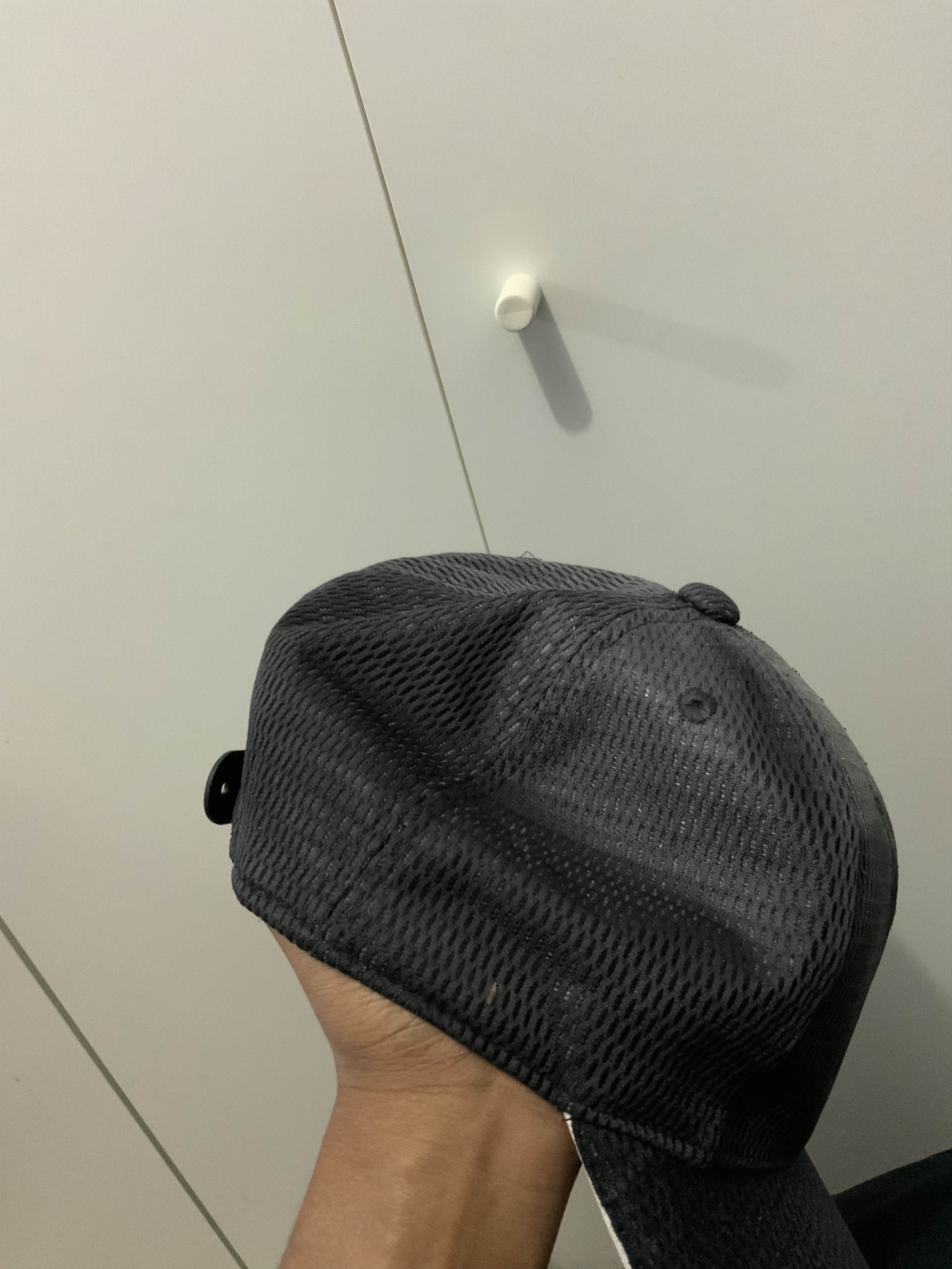 Descente Descente Embroidery Mesh Snapback Hat Size ONE SIZE - 14 Thumbnail