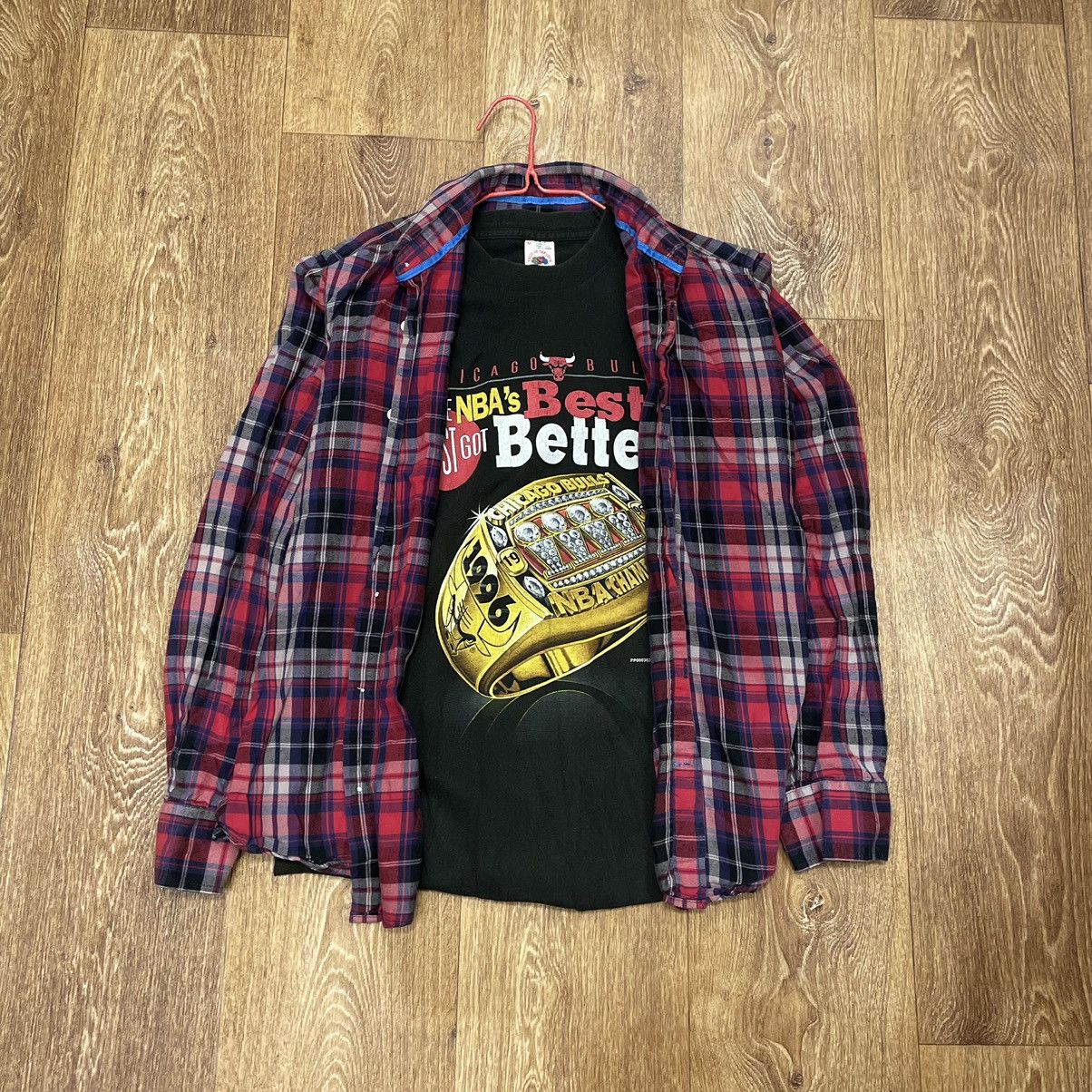 Vintage Vintage 90s Graphic Tee Red Plaid Oversized Skate Grunge M Size US M / EU 48-50 / 2 - 2 Thumbnail