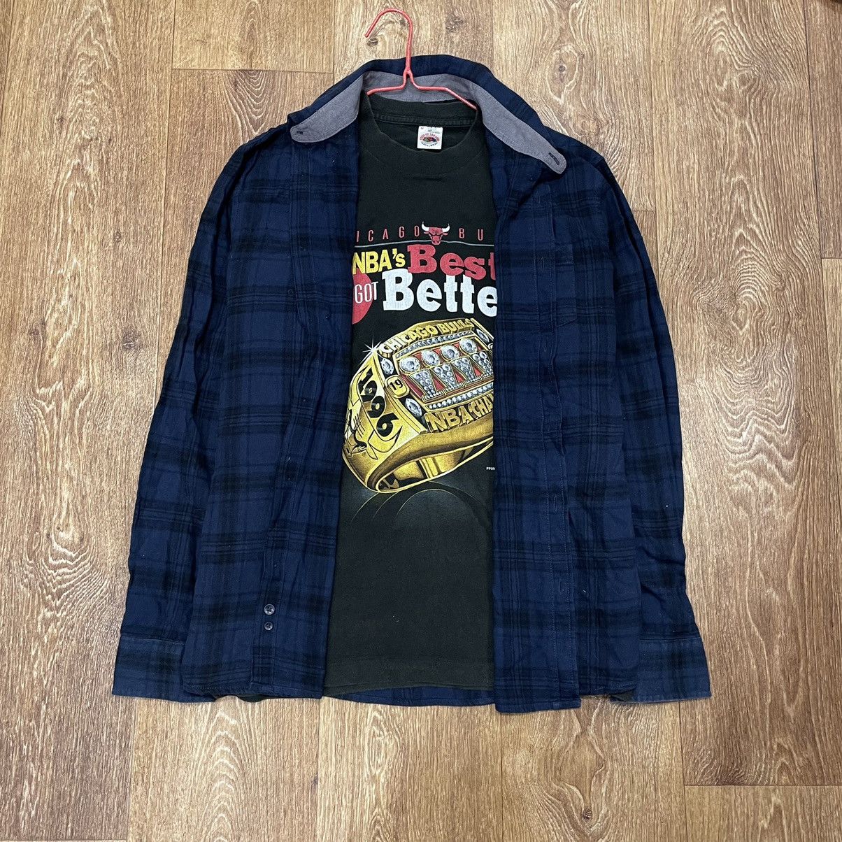 Vintage Vintage 90s Navy Plaid Graphic Tee Skate Streetwear Slim M Size US M / EU 48-50 / 2 - 1 Thumbnail