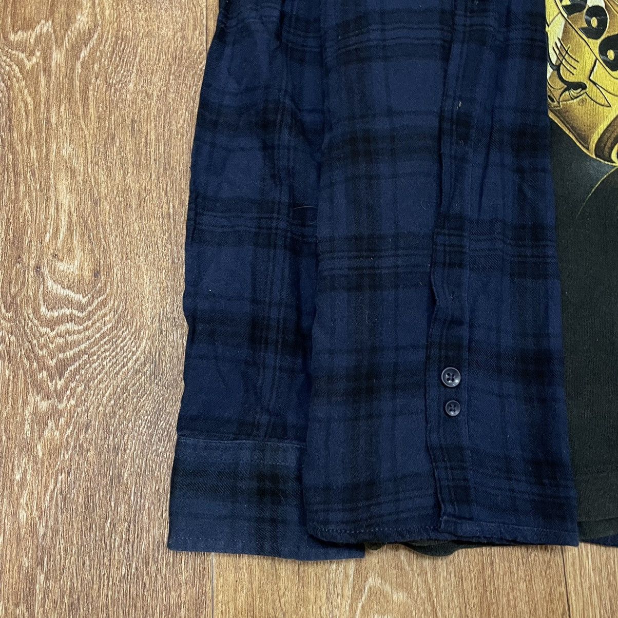Vintage Vintage 90s Navy Plaid Graphic Tee Skate Streetwear Slim M Size US M / EU 48-50 / 2 - 3 Thumbnail