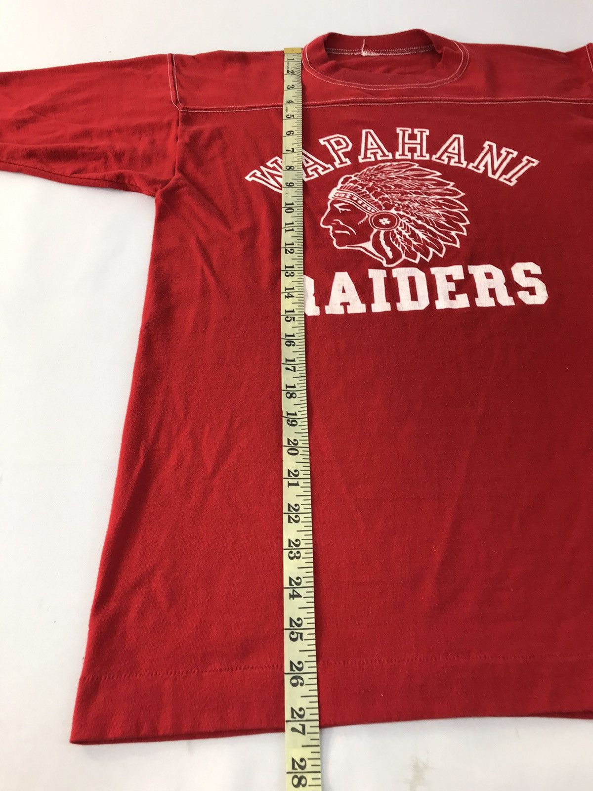 Vintage 80s 90s Wapahani Raiders Red Indians Basketball Team T-shirt Size US S / EU 44-46 / 1 - 7 Thumbnail