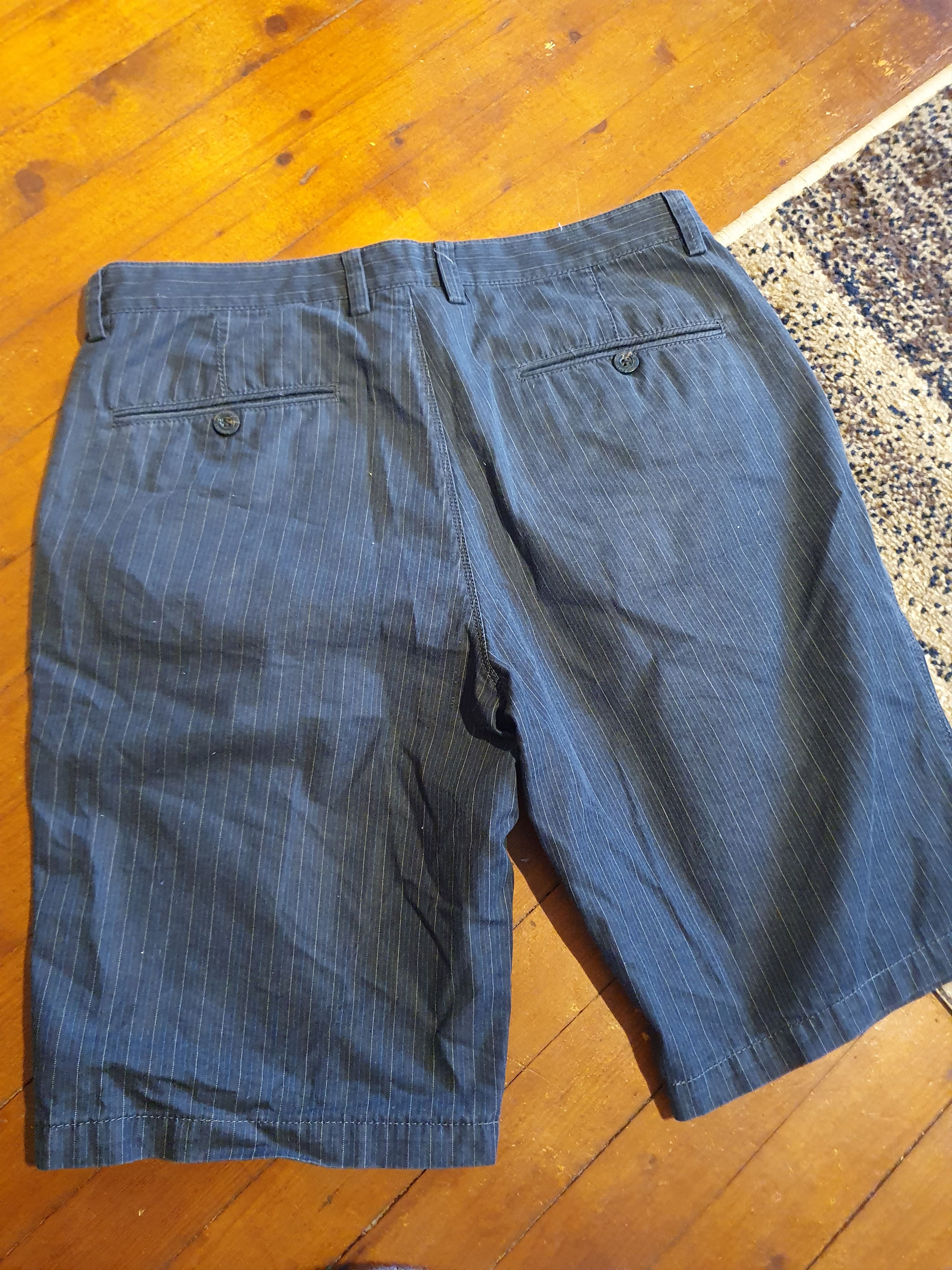 Burberry Burberry Pin Striped SWAG Summer shorts sz 33 Size US 33 - 16 Thumbnail
