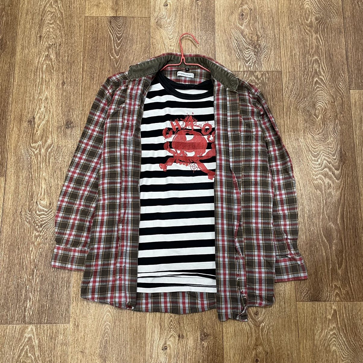 Vintage Vintage Y2K Plaid Shirt Striped Graphic Tee Grunge Layered L Size US L / EU 52-54 / 3 - 1 Thumbnail