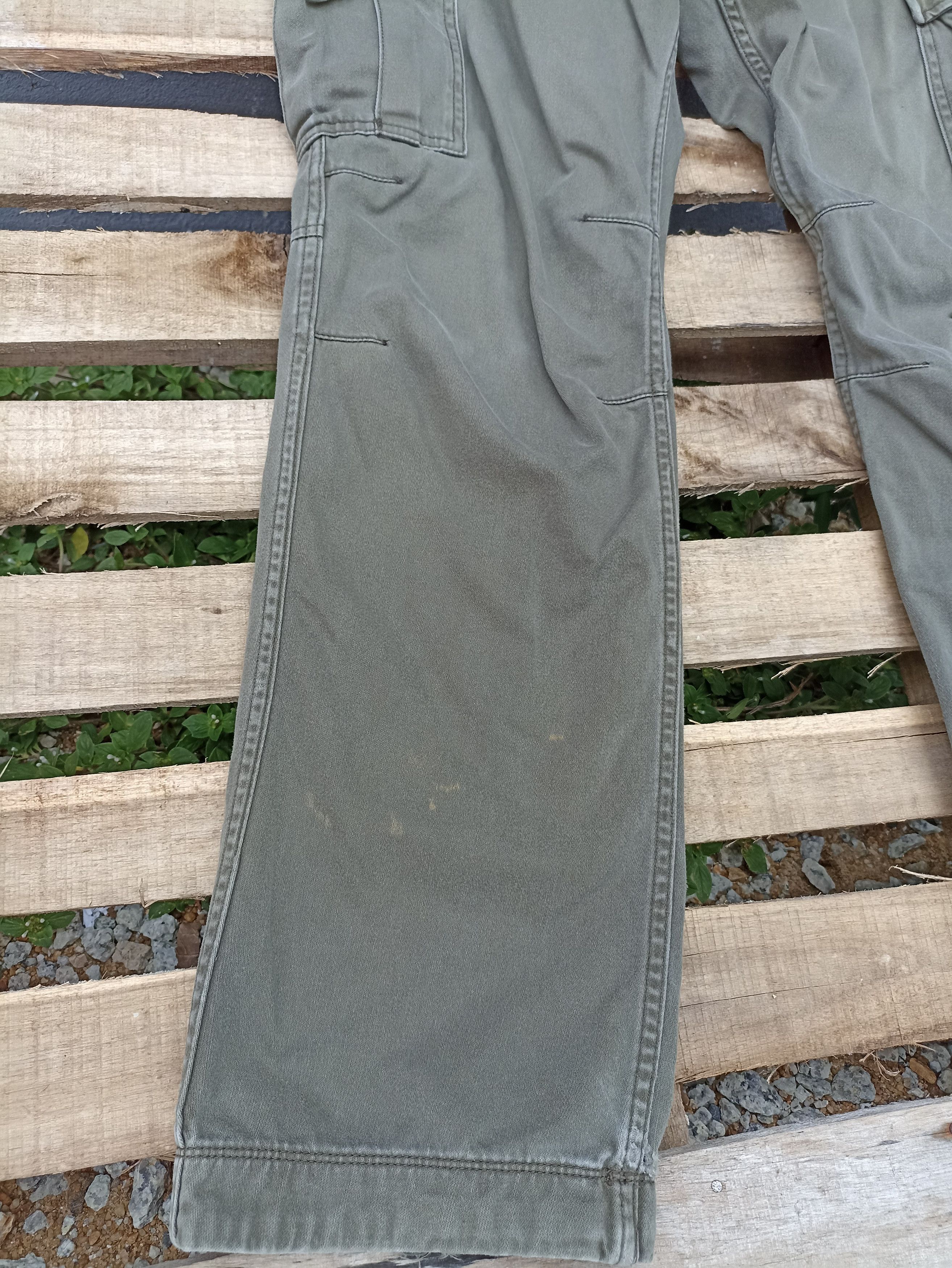 Uniqlo × Vintage Vintage Uniqlo Distressed Cargo Pant Size US 34 / EU 50 - 2 Thumbnail
