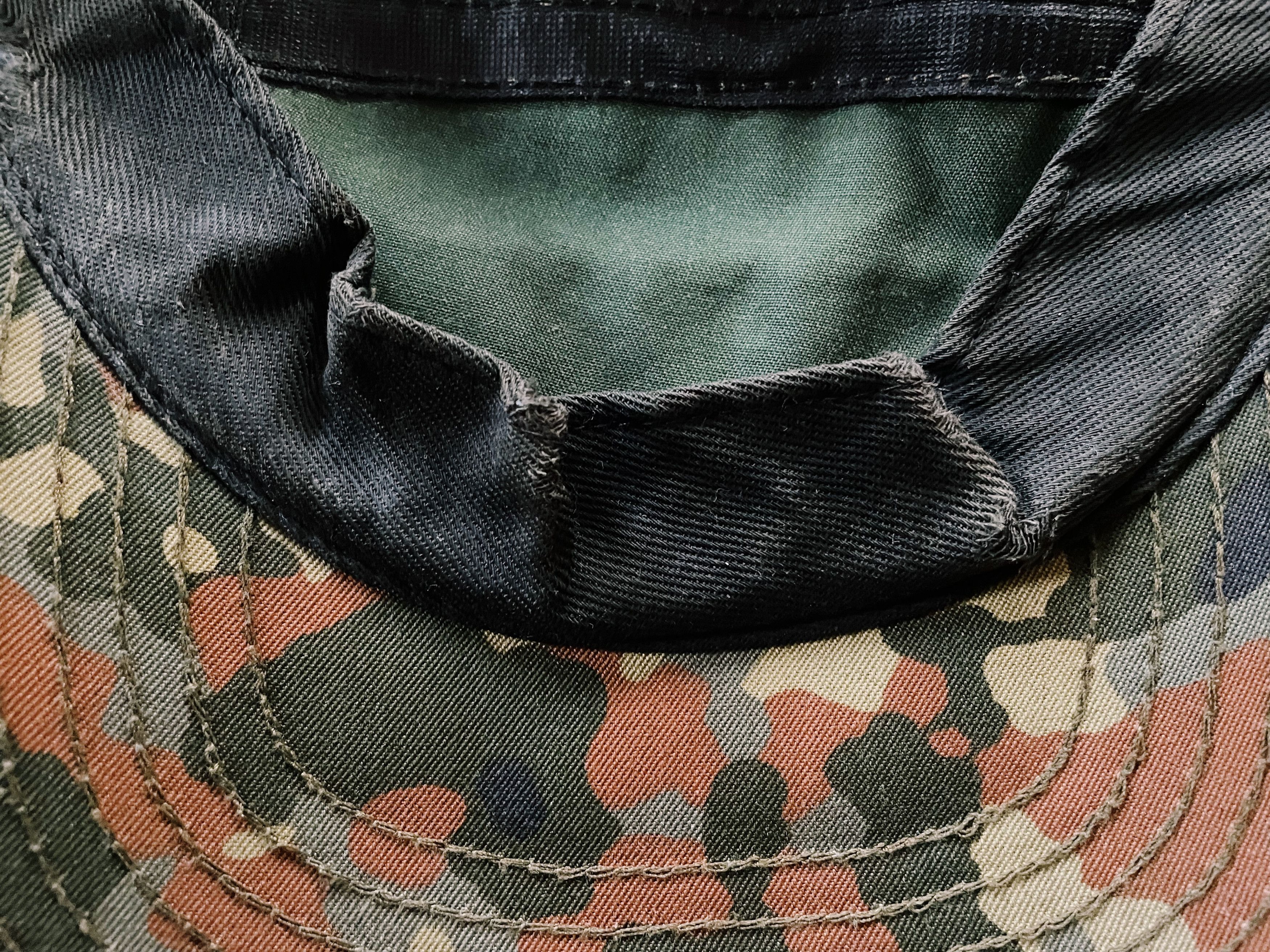Supreme × Vintage Vintage Supreme 2001 Painted Camo Camp Cap Size ONE SIZE - 6 Thumbnail