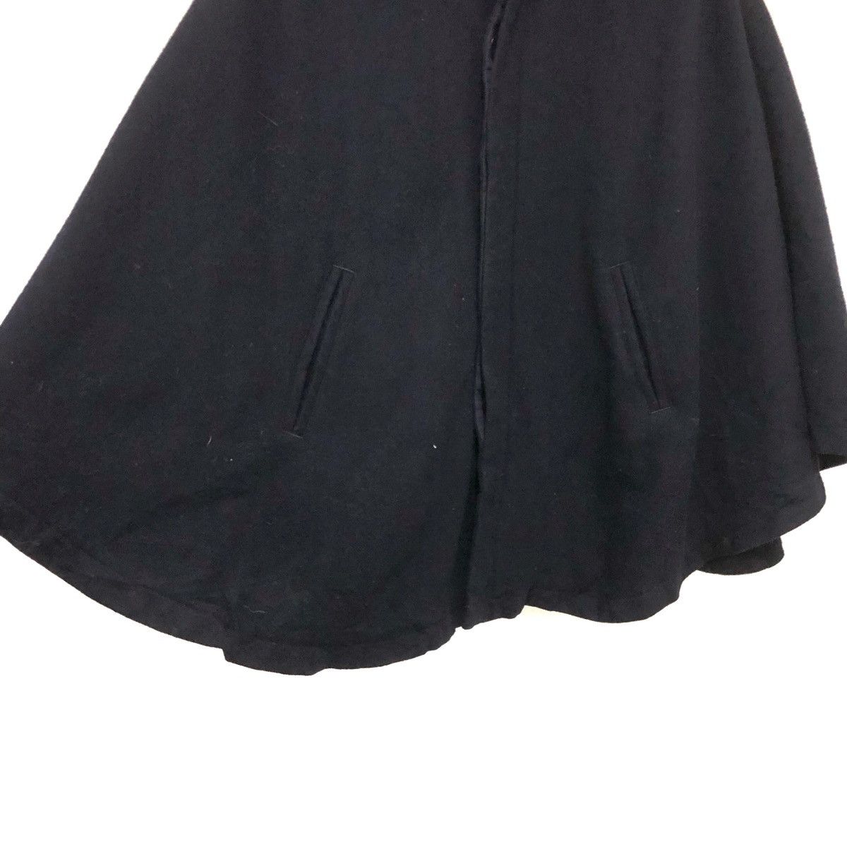 Journal Standard Rare journal standard cloaks made in Japan 90% wool Size US L / EU 52-54 / 3 - 4 Thumbnail