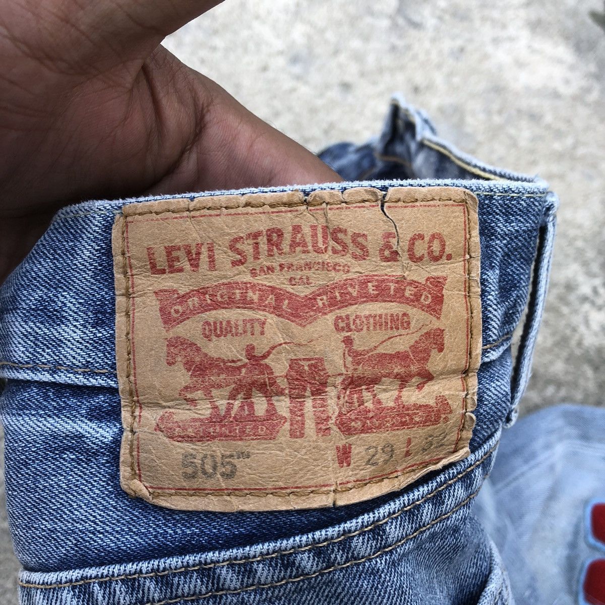 Levi's × Vintage 🔥Rare🔥Levis 505 Single R Patchwork Rips Distress Denim Jeans Size US 29 - 15 Thumbnail