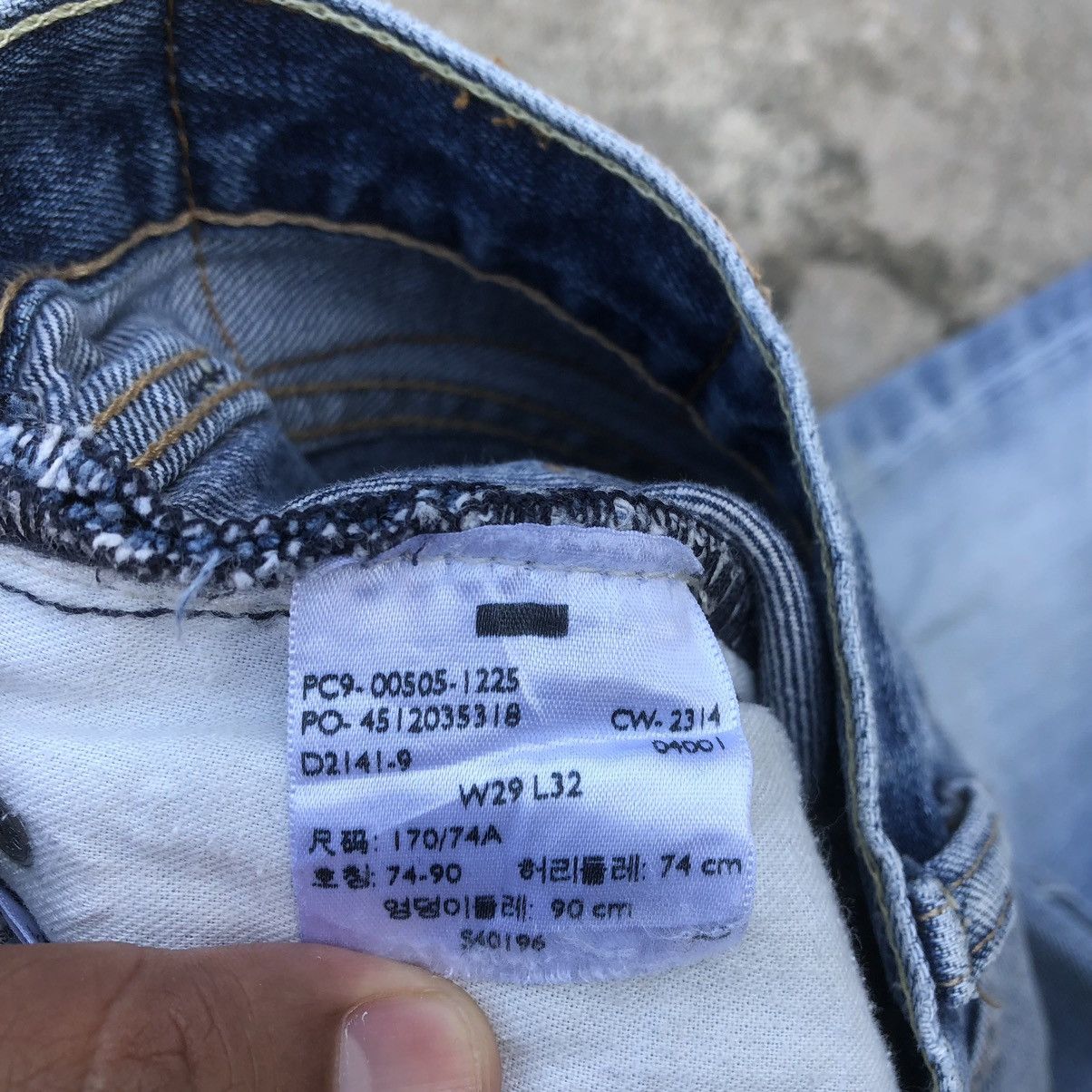 Levi's × Vintage 🔥Rare🔥Levis 505 Single R Patchwork Rips Distress Denim Jeans Size US 29 - 18 Thumbnail