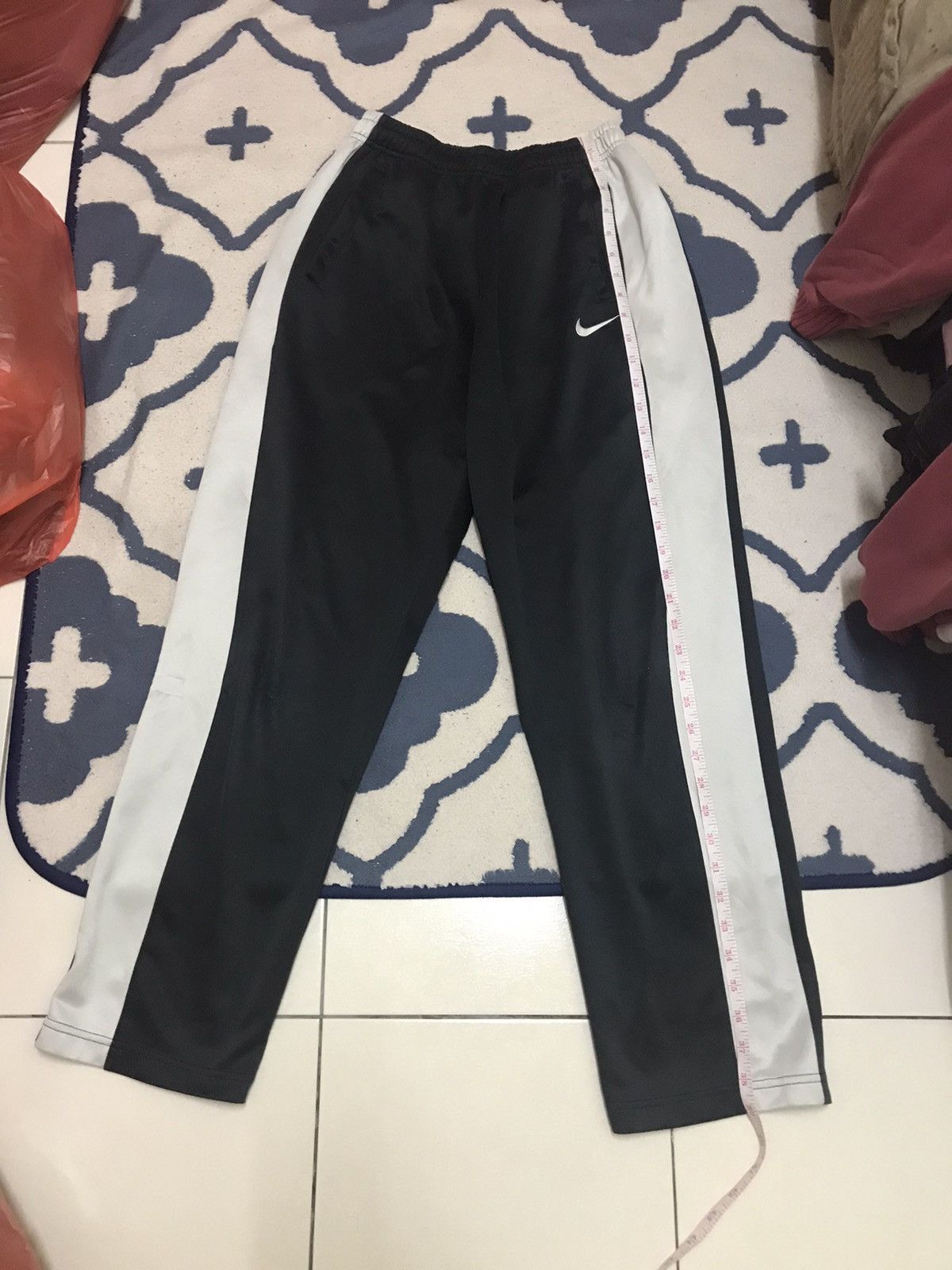Nike × Vintage Vintage Nike swoosh pants Size US 33 - 2 Thumbnail