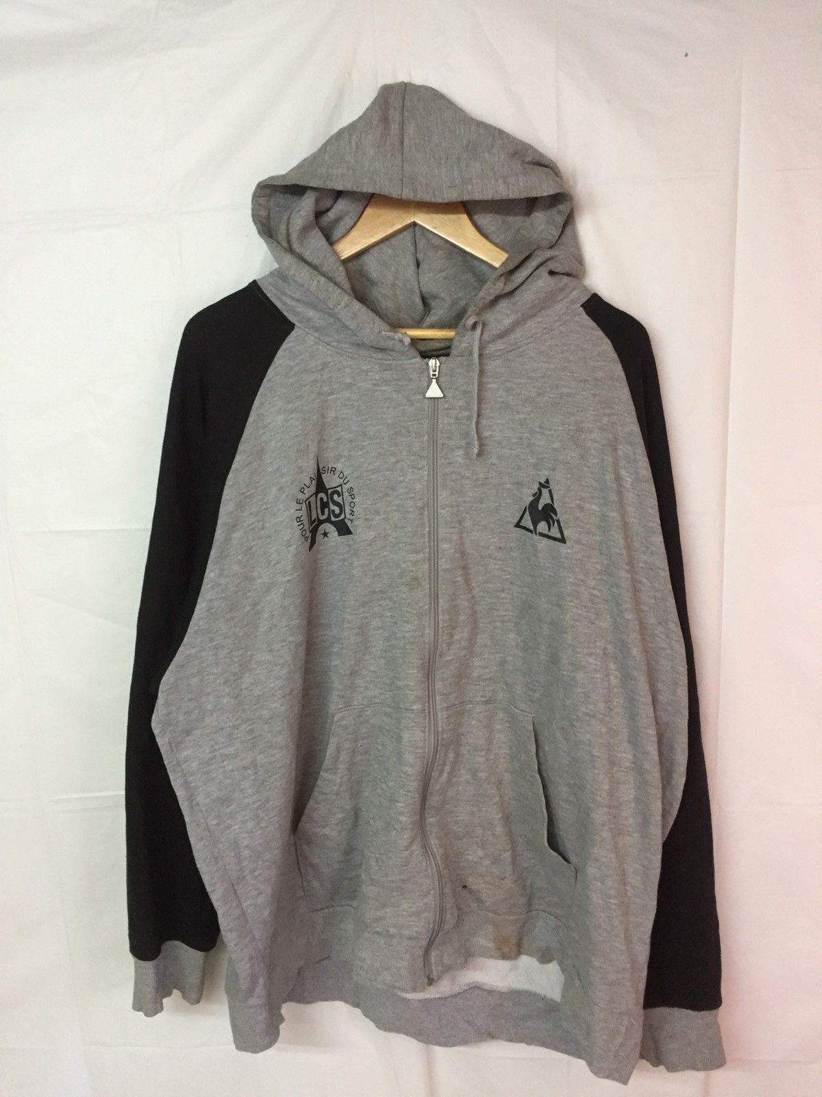 Le Coq Sportif Urgent Sale!! Vintage Le Coq Sportif Hoodie Nice Design /25 Size US XXL / EU 58 / 5 - 2 Thumbnail