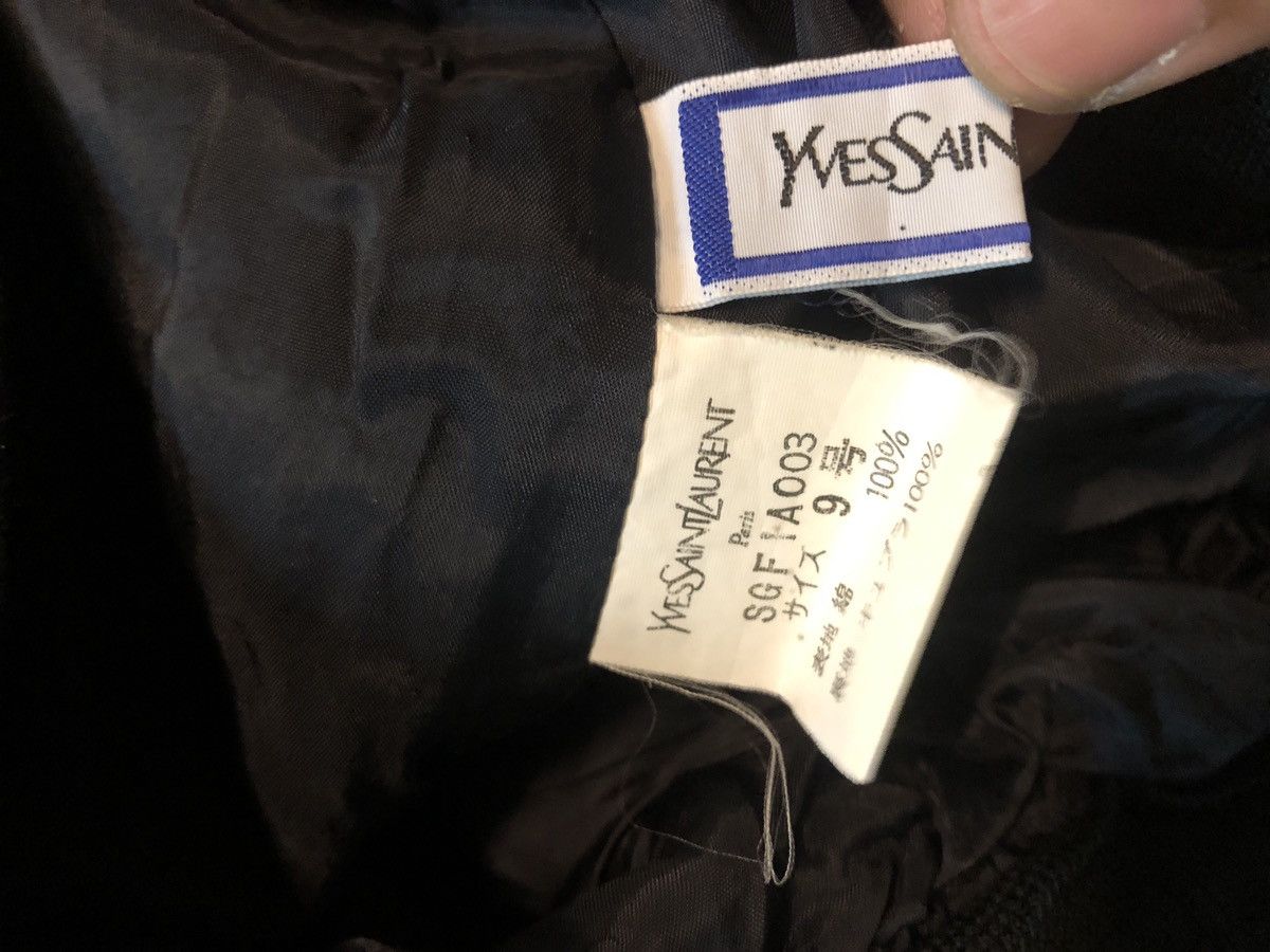 Yves Saint Laurent Yves Saint Laurent Mini Skirt Color Black Size 26" / US 2 / IT 38 - 6 Thumbnail