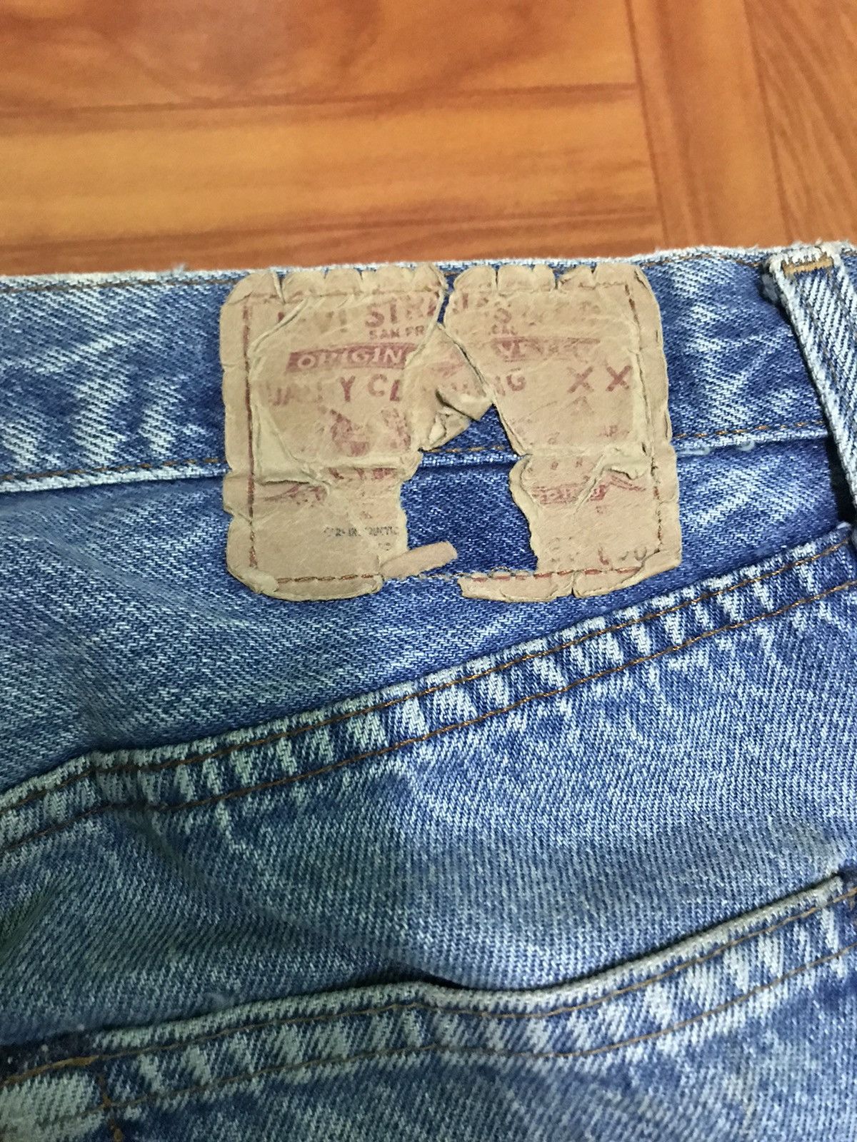 Levi's Vintage Clothing × Vintage 70s Vintage Levi’s 501 Light Wash Denim Size US 29 - 4 Thumbnail