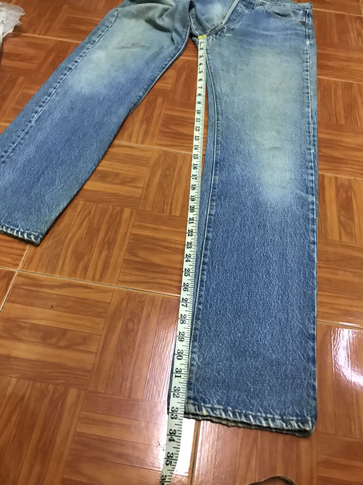 Levi's Vintage Clothing × Vintage 70s Vintage Levi’s 501 Light Wash Denim Size US 29 - 17 Thumbnail