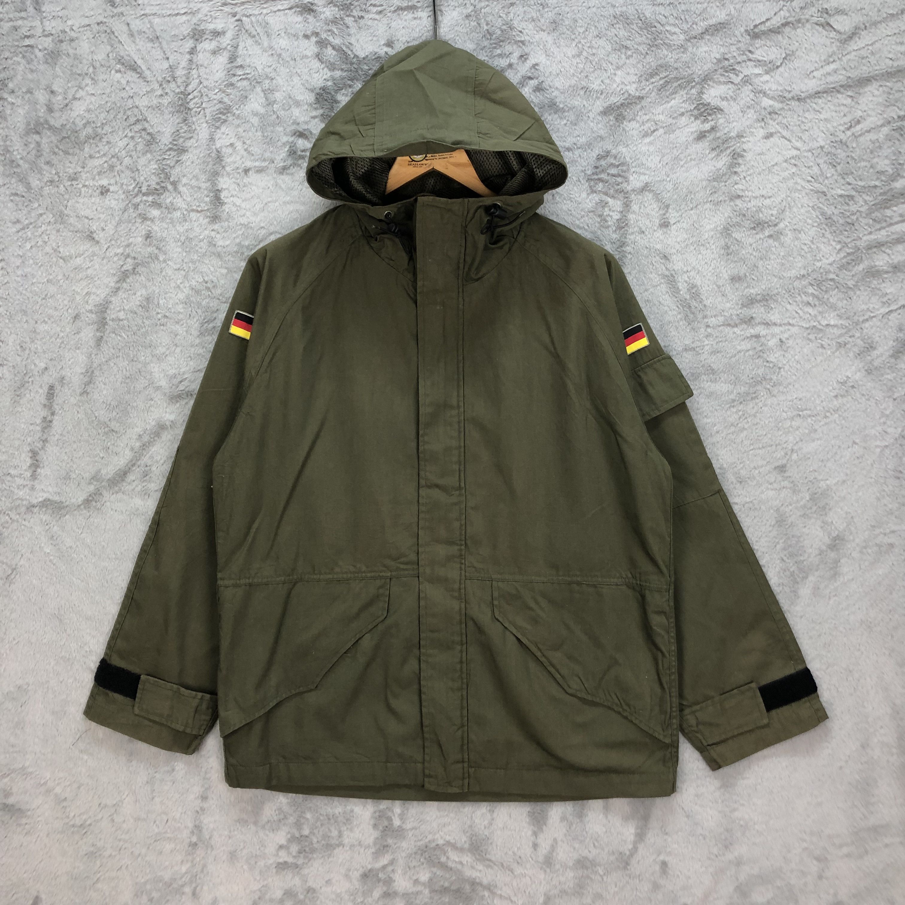 image of German x Military Dog House Military Army Style Parka 5477-192 in Green Olive, Men's (Size Medium)