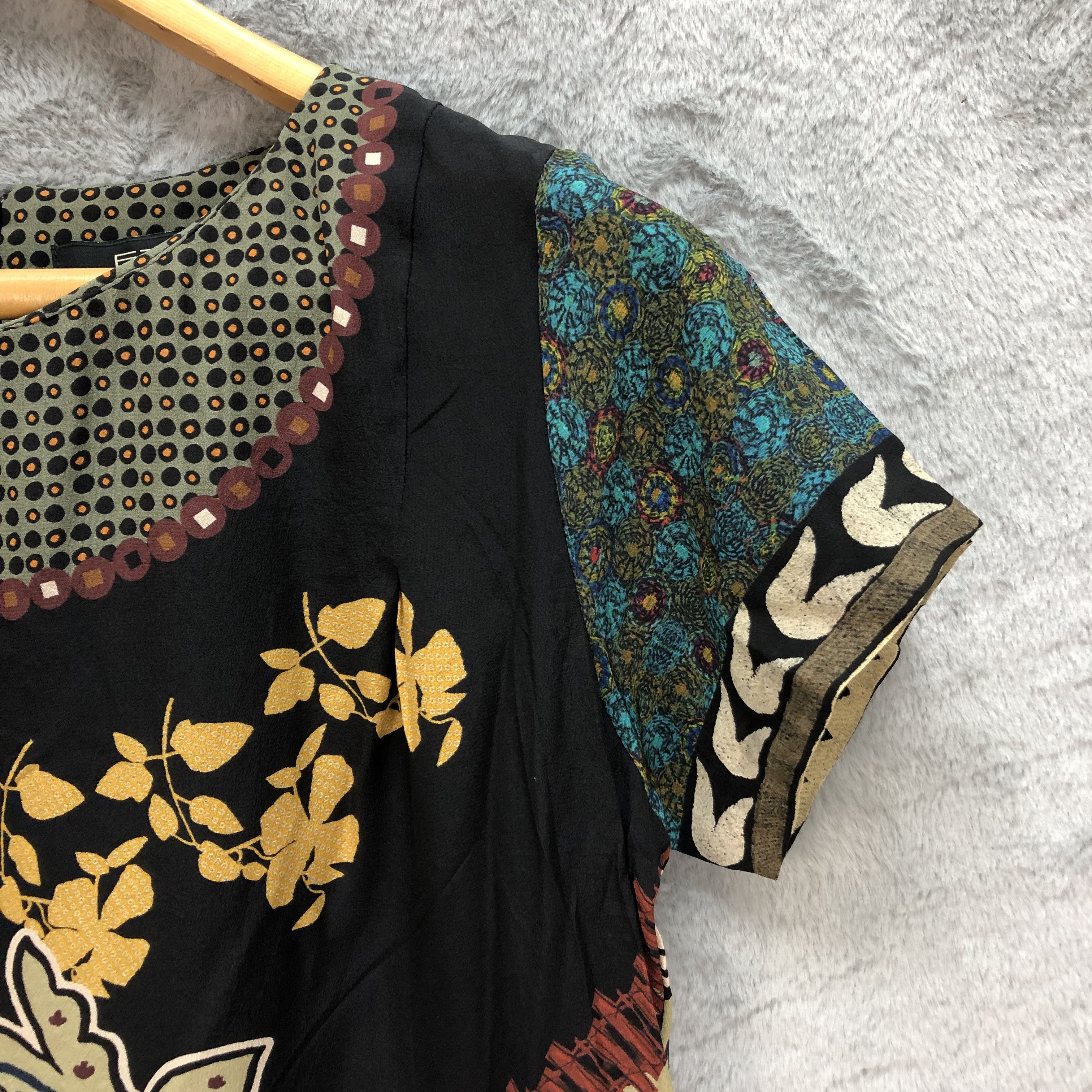 Japanese Brand ETRO SPA VIA SPARTACO 100% SILK BLOUSE #5350-185 Size S / US 4 / IT 40 - 5 Thumbnail