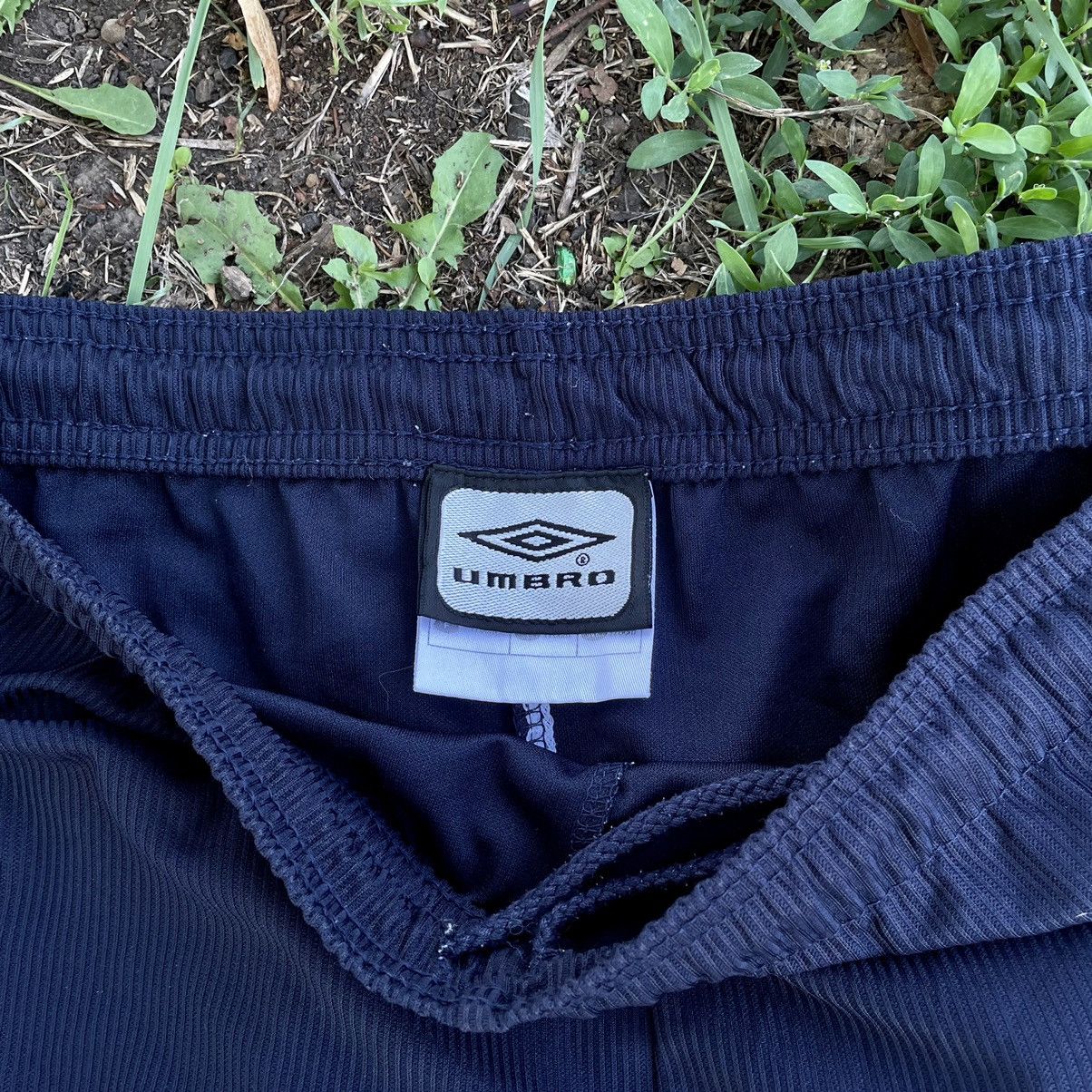 Umbro Vintage 90s Sport Umbro Logo Shorts Streetwear 90s Size US 32 / EU 48 - 5 Thumbnail